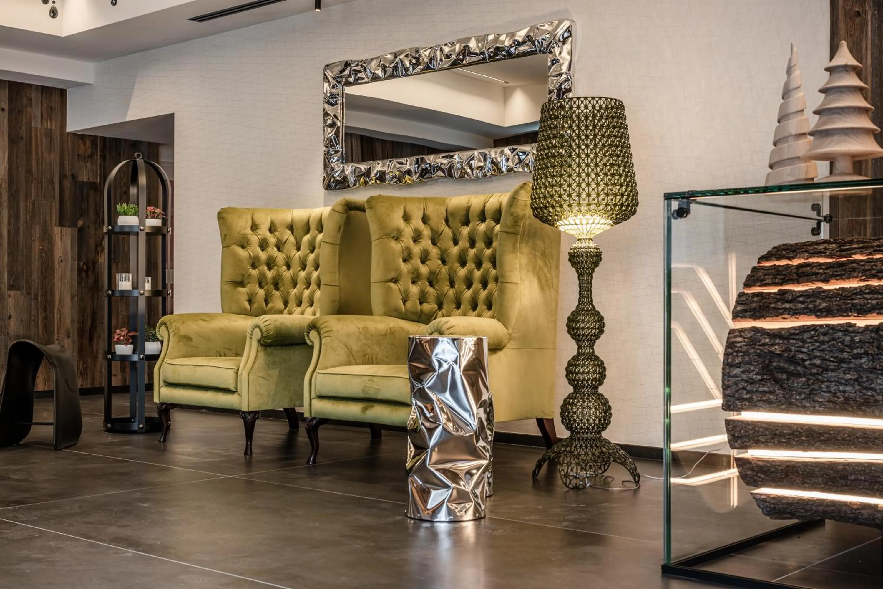 Decorative detail in Hotel Ravelli Luxury Spa