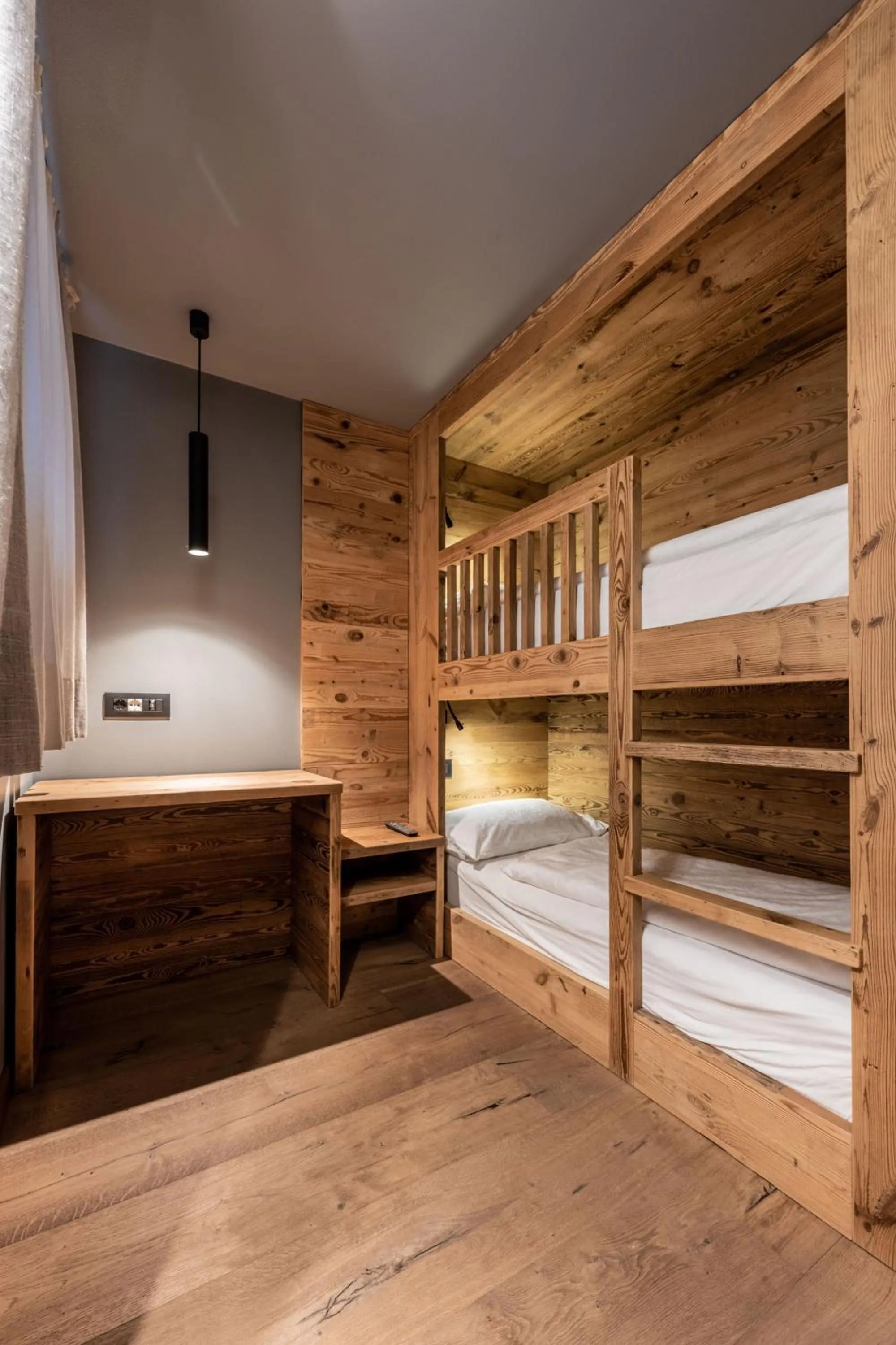 Bed in Hotel Ravelli Luxury Spa