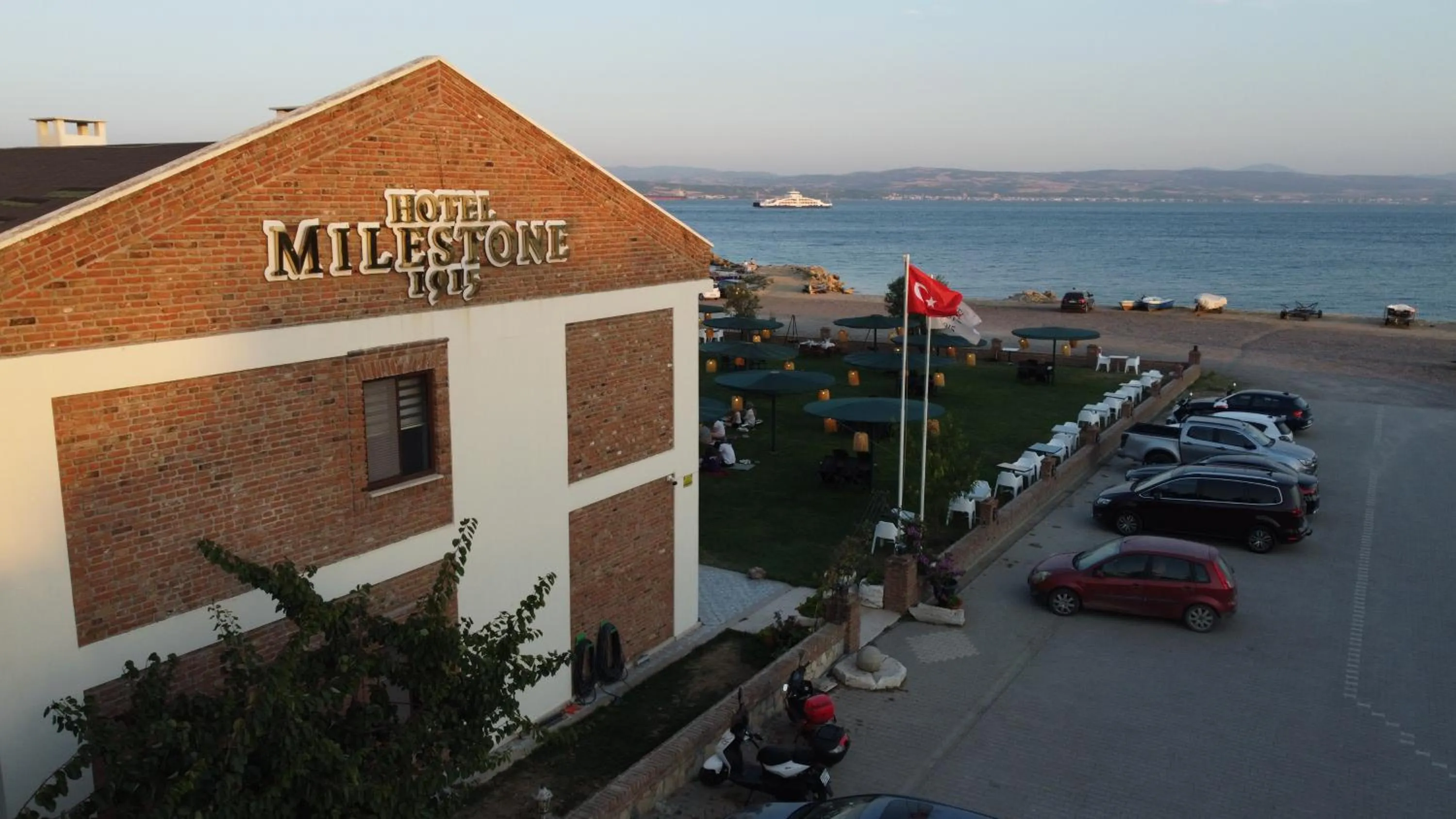 Property building in Hotel Milestone1915