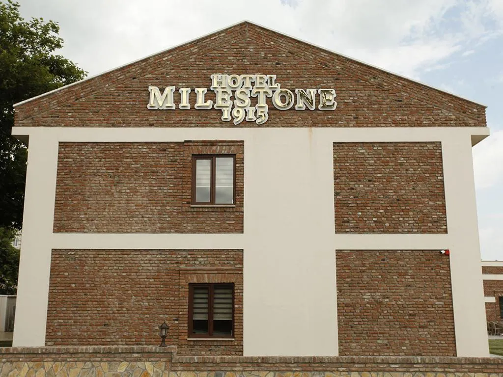 Property building in Hotel Milestone1915