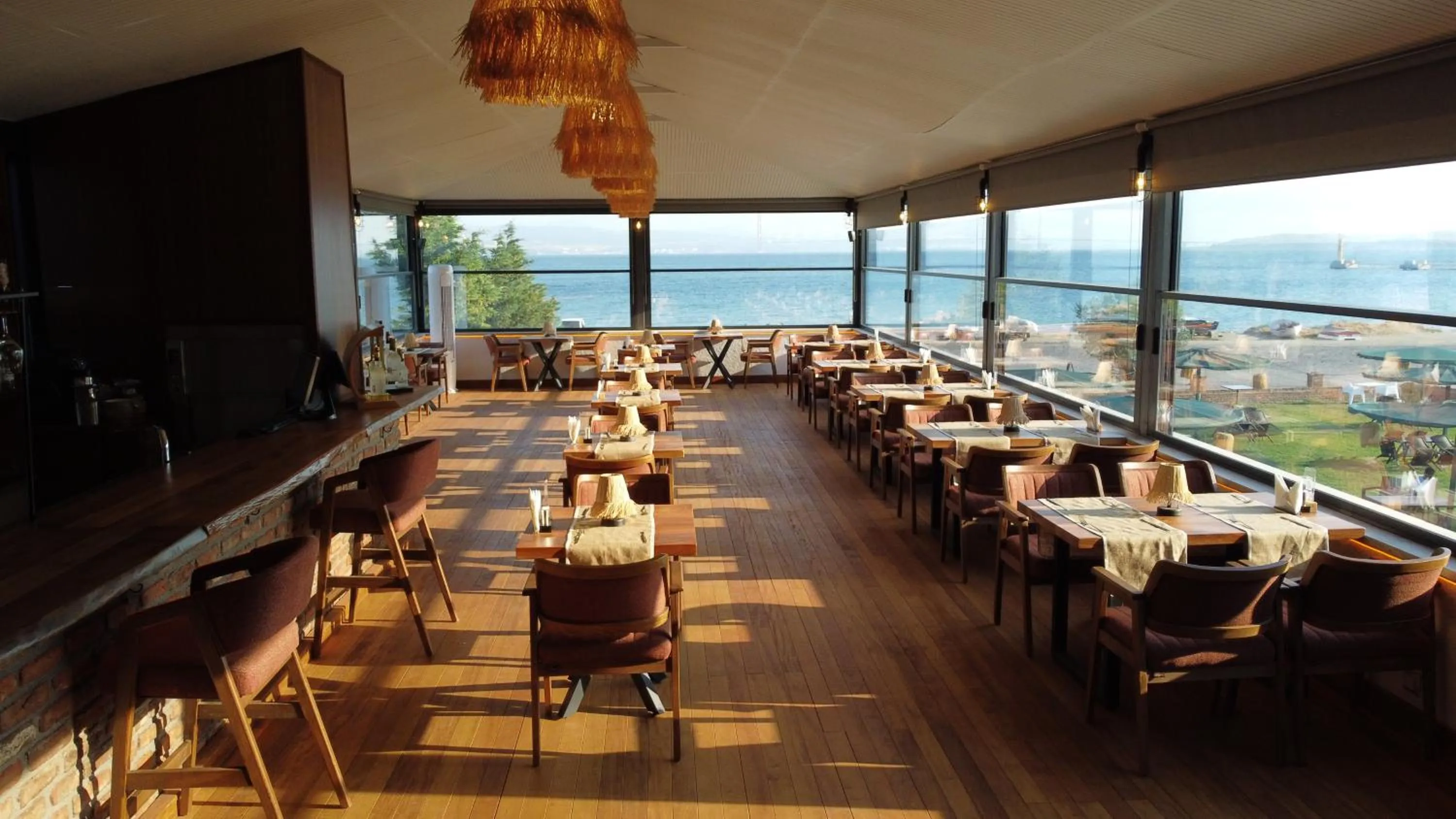 Restaurant/places to eat in Hotel Milestone1915