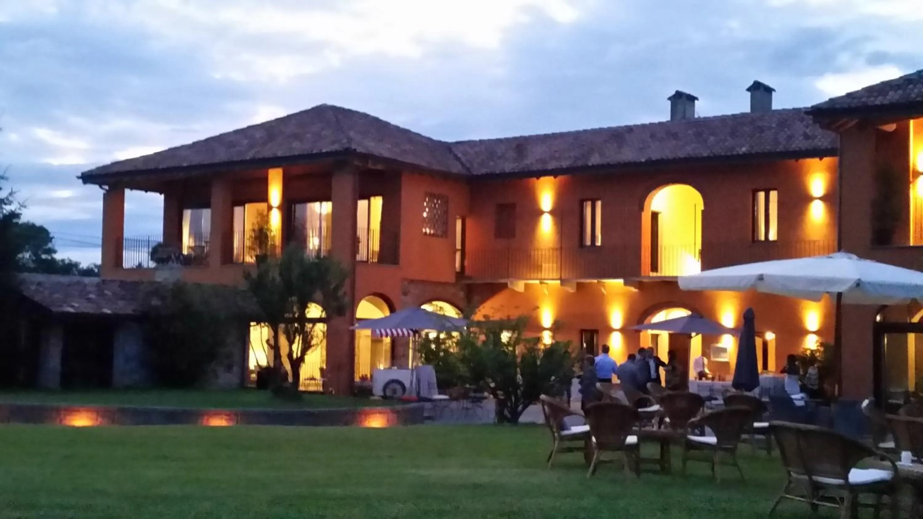 Property building in Equirelais