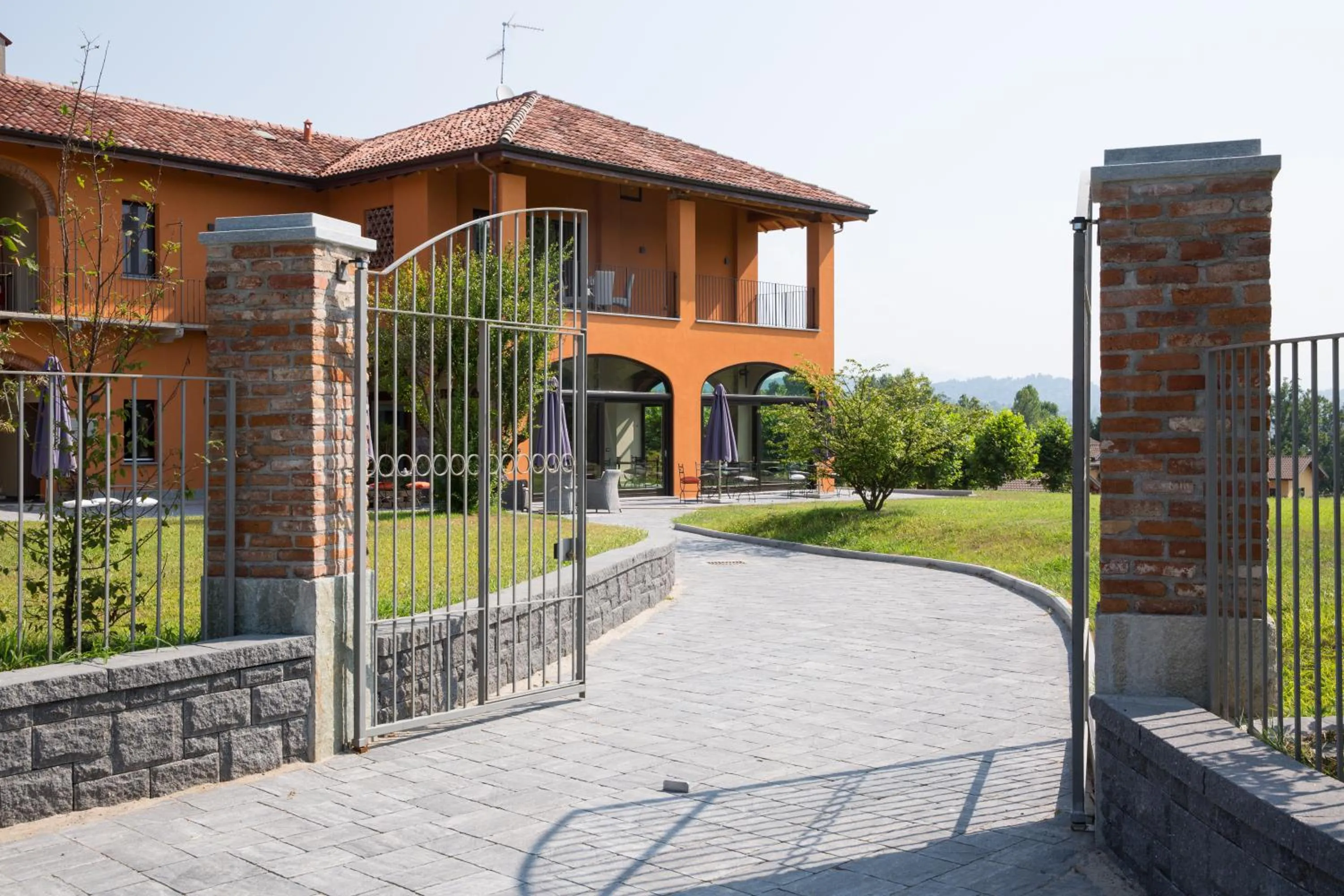 Property building in Equirelais