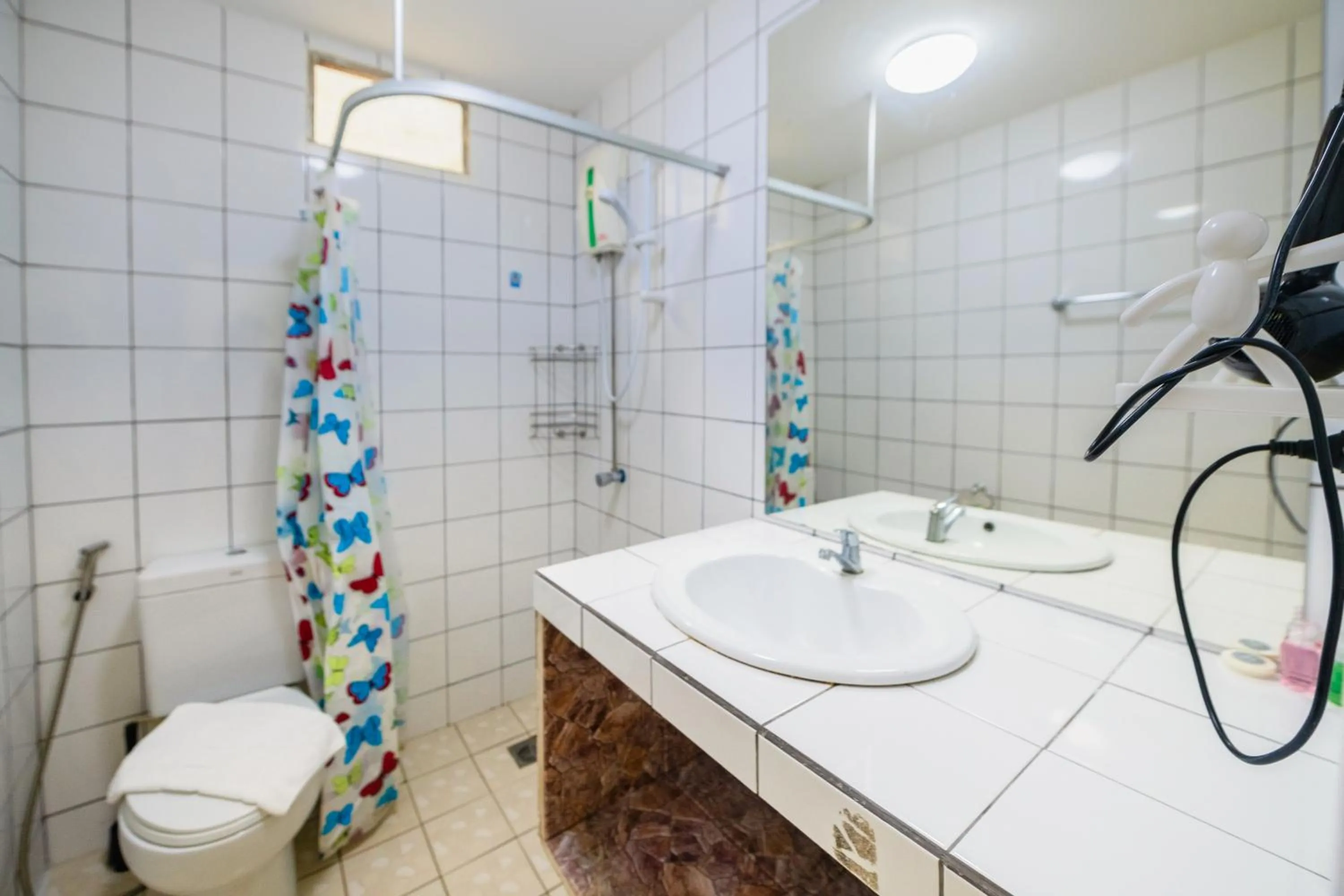 Shower in Happy Vikings - Beachfront