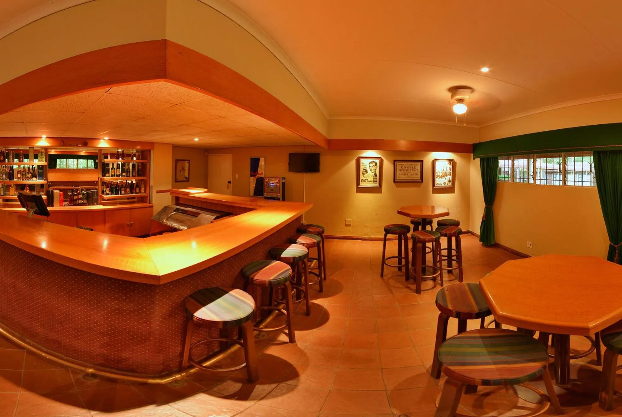 Lounge or bar in The Venue Country Hotel & Spa