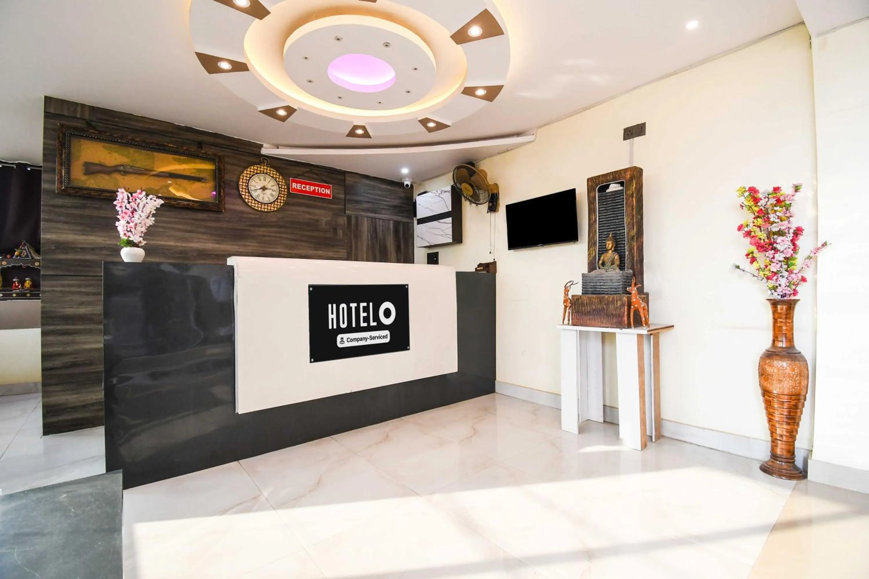Lobby or reception in Hotel O Hirak Road Dhanbad