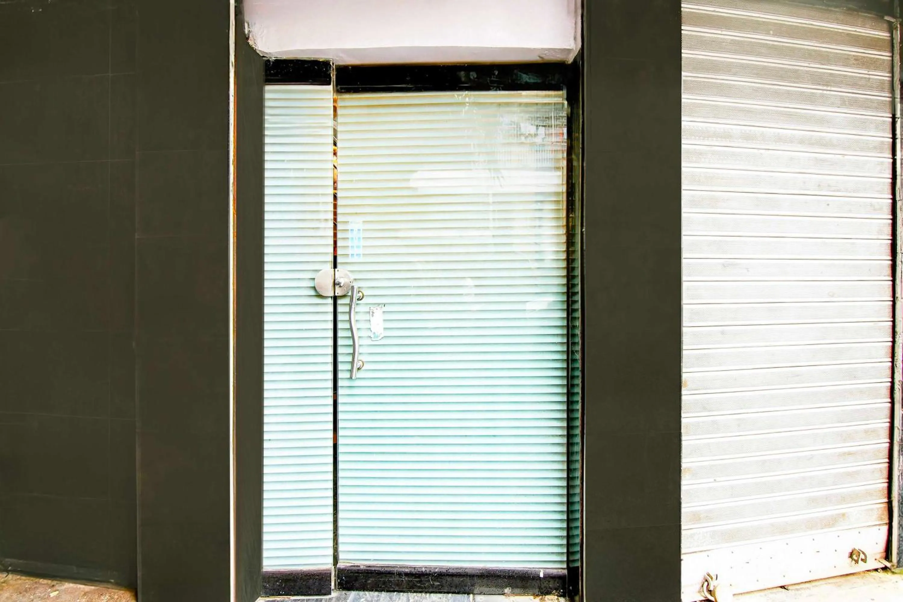 Facade/entrance in Hotel O Kolkata Allen Park