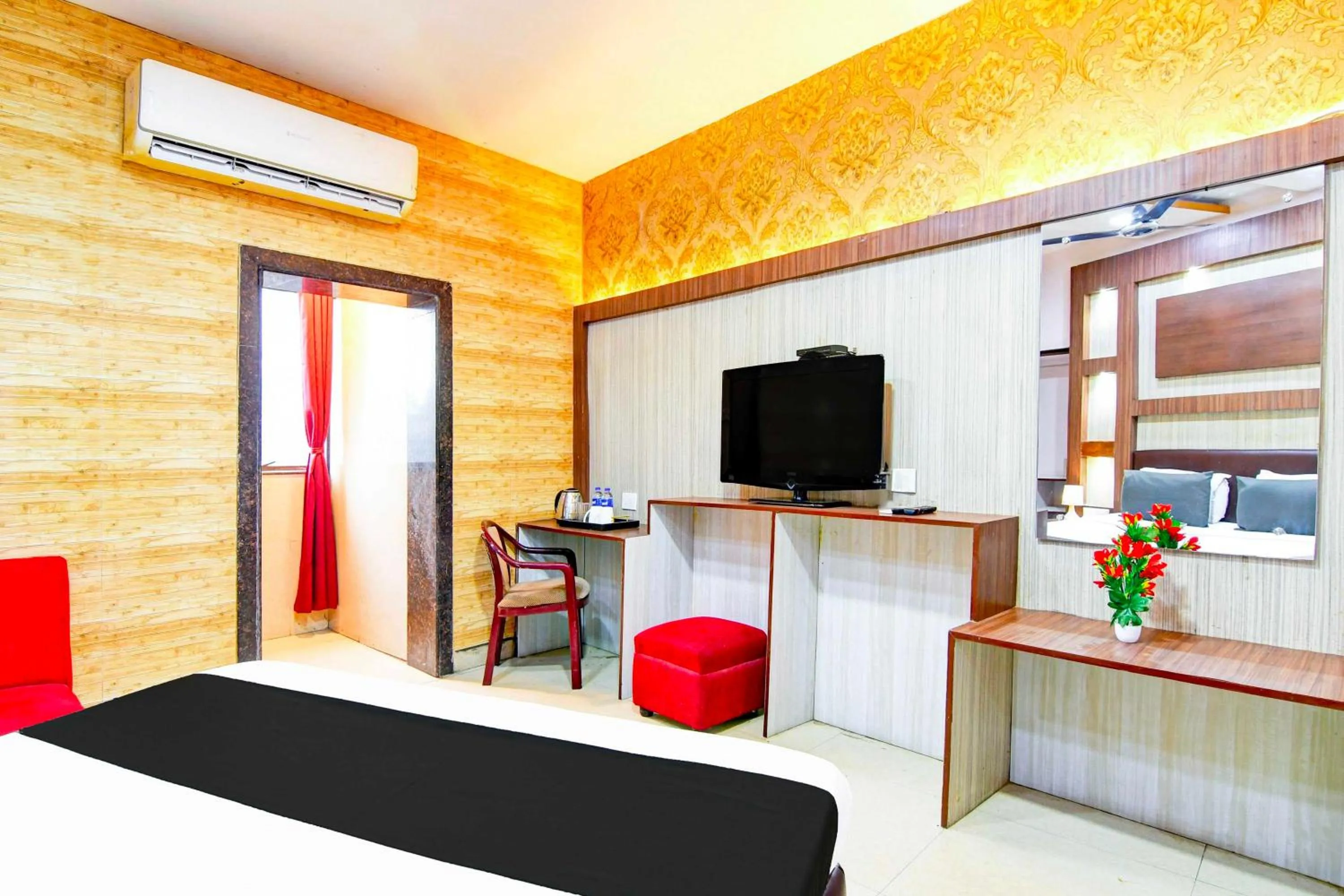 Bedroom, Bed in Hotel O Kolkata Allen Park