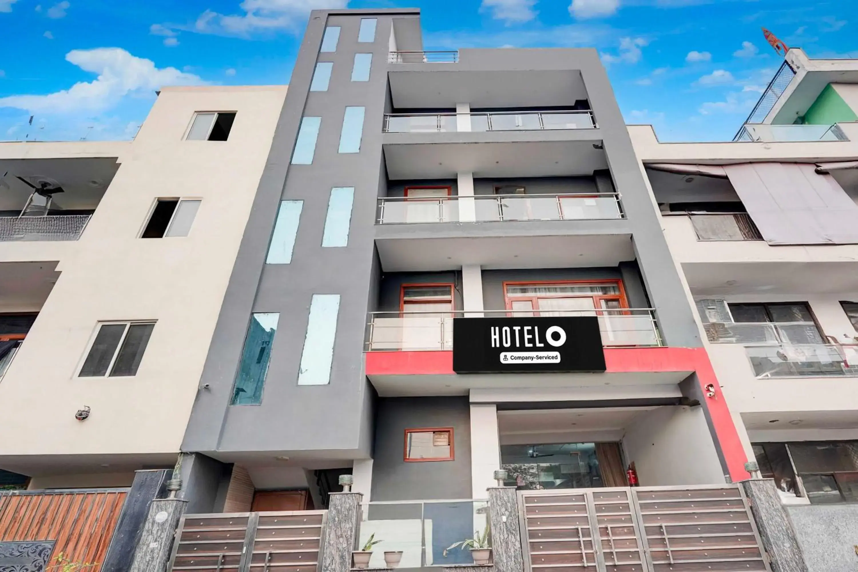 Hotel O Noida Sector 16 Metro Station Hotel O Noida Sector 16 Metro Station