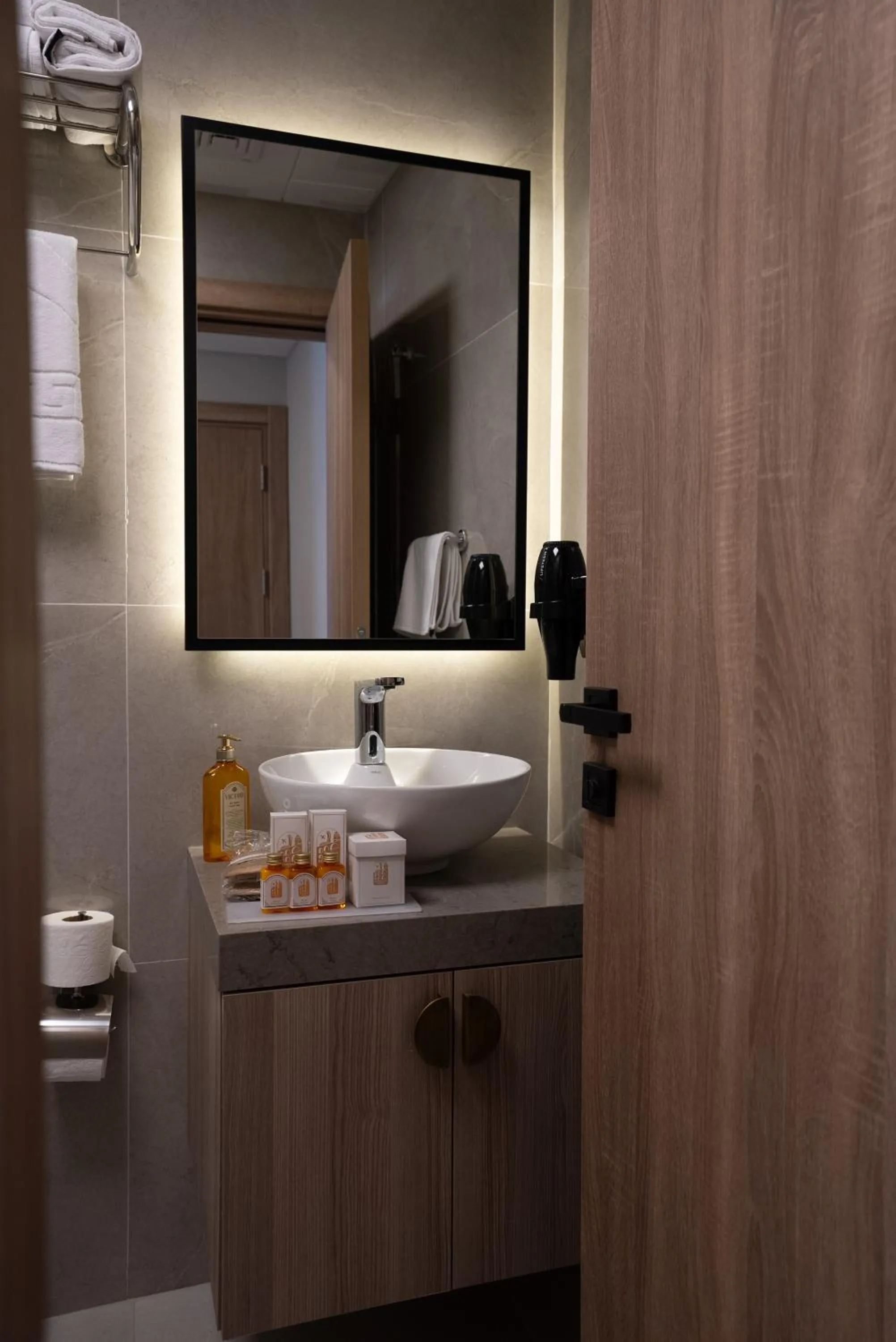 Kemer City Hotel İstanbul Airport