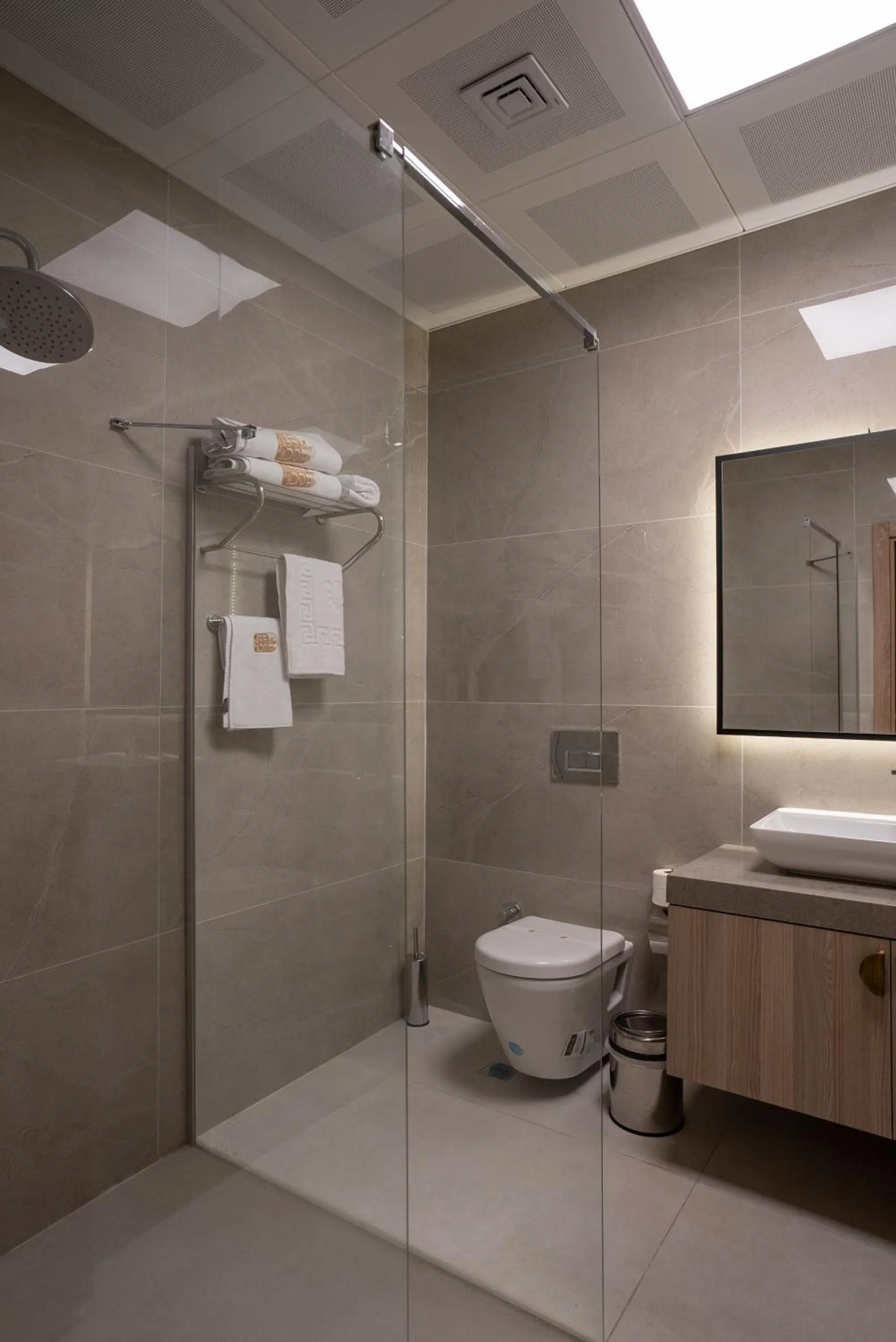 Kemer City Hotel İstanbul Airport