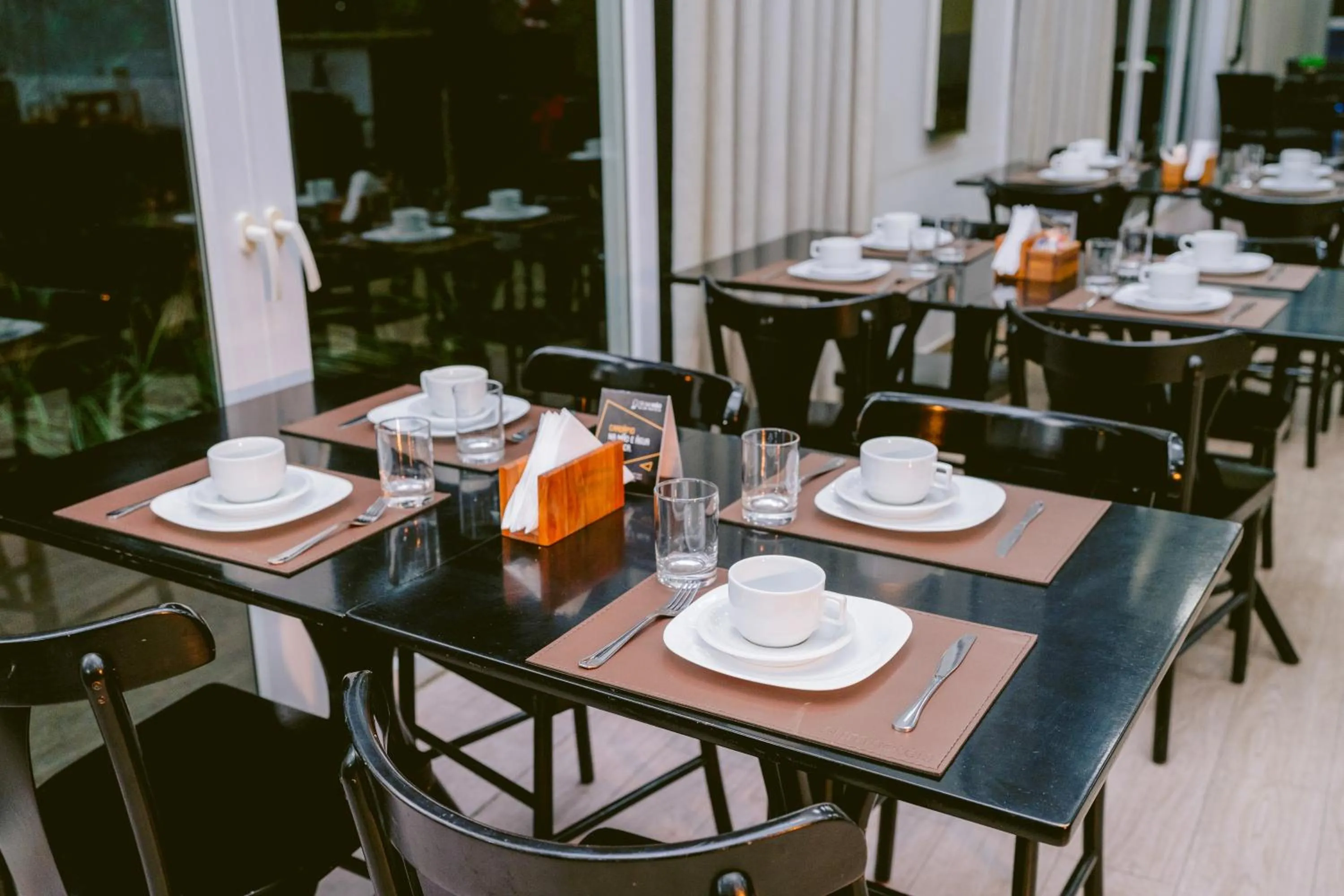 Restaurant/places to eat in Slim Hotel Cuiabá Aeroporto