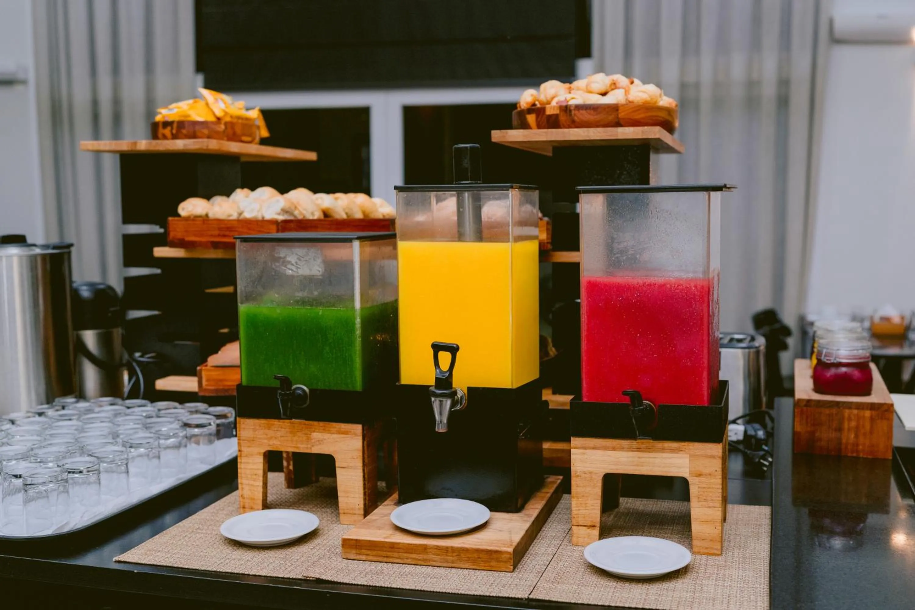 Food and drinks in Slim Hotel Cuiabá Aeroporto