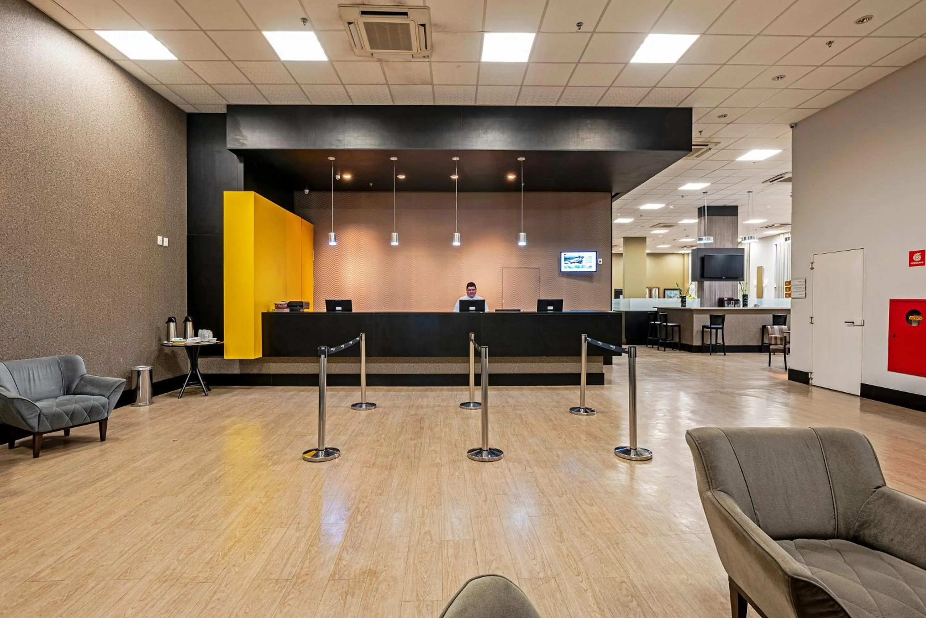 Lobby or reception in Slim Hotel Cuiabá Aeroporto