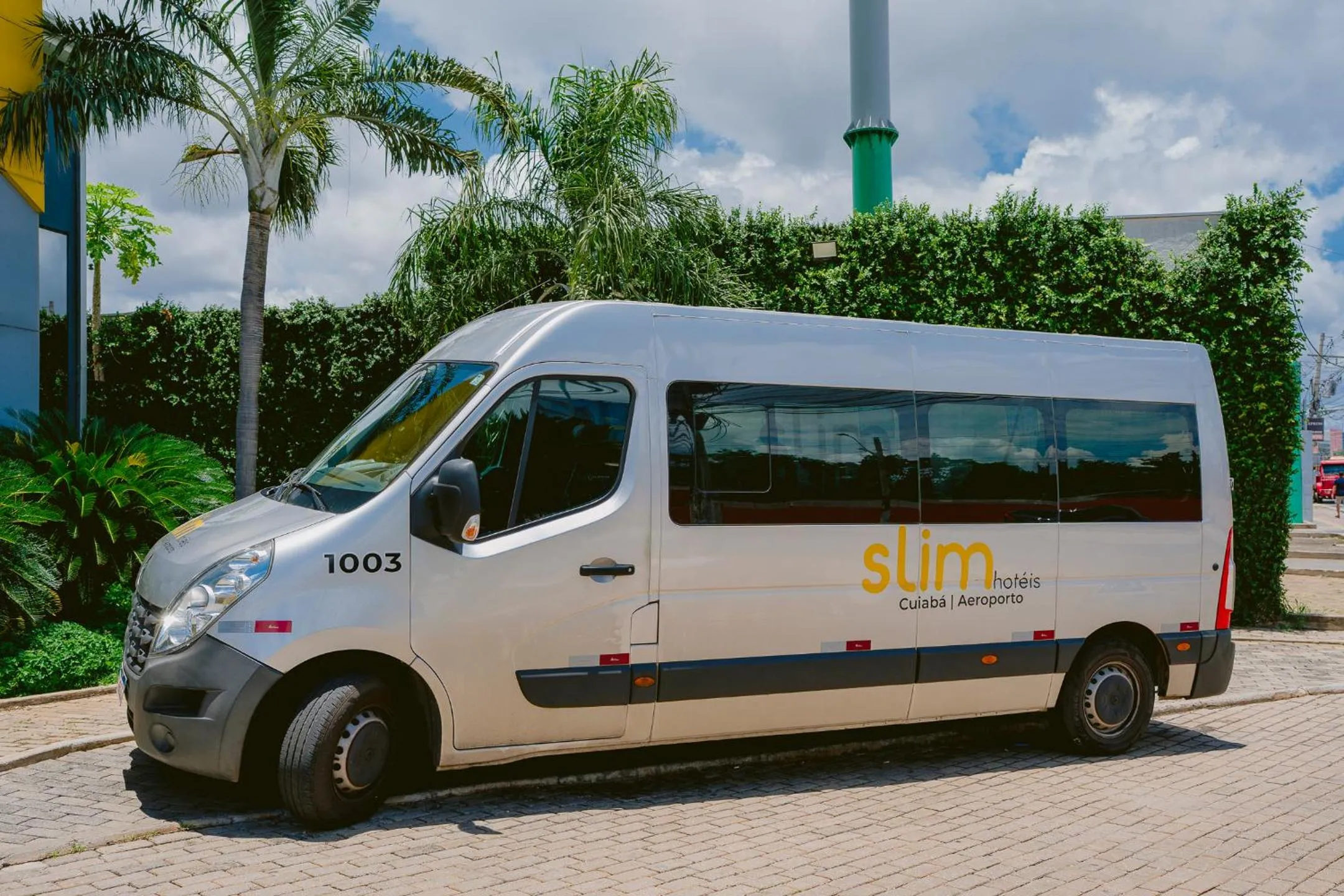shuttle in Slim Hotel Cuiabá Aeroporto