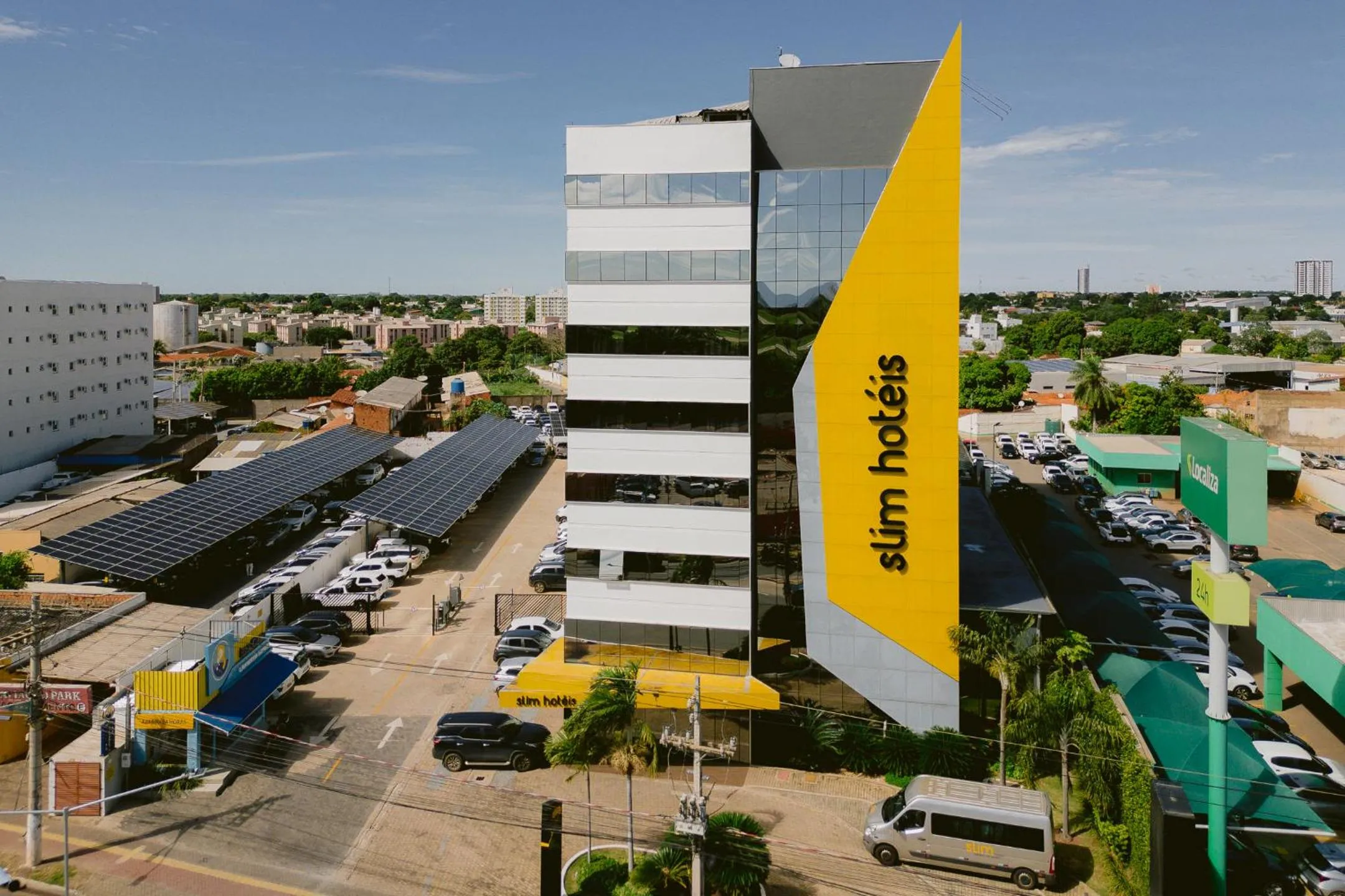 Facade/entrance in Slim Hotel Cuiabá Aeroporto