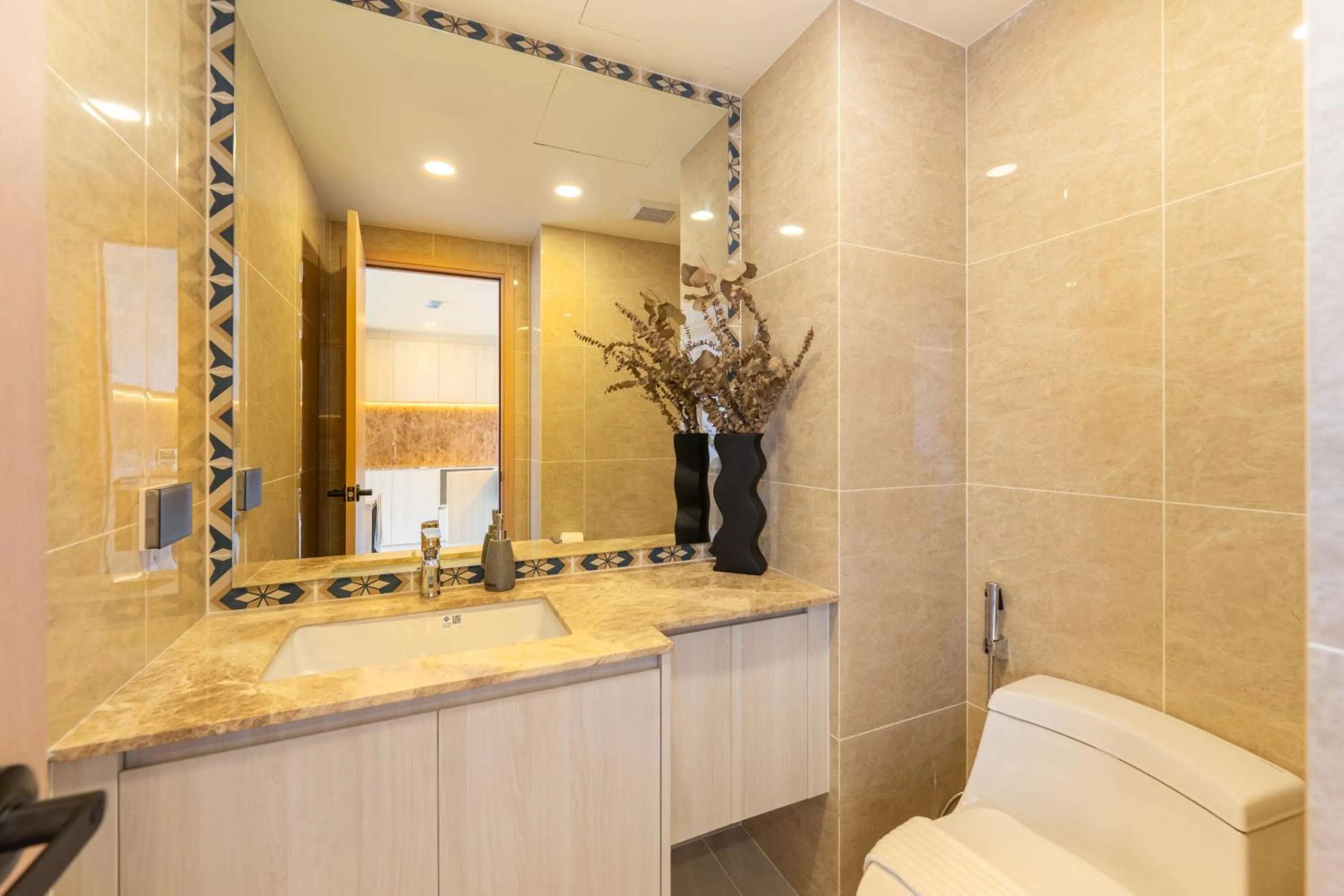 Toilet in The Ozone Residences Bangtao