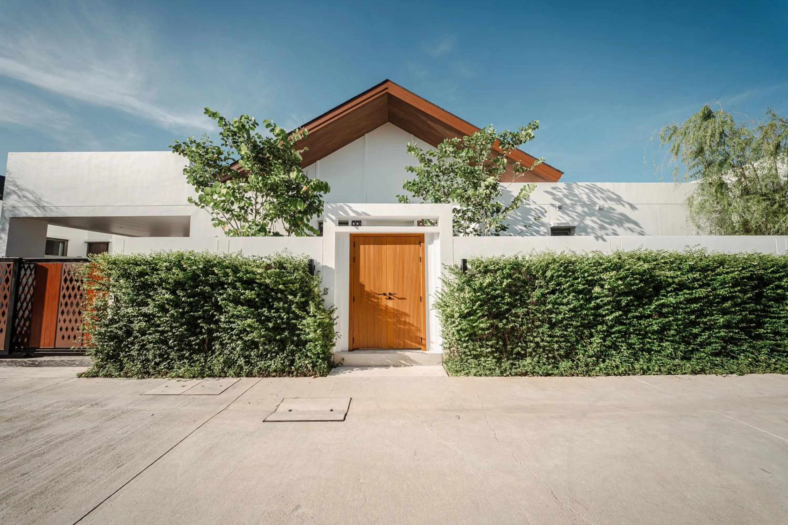 Property building in The Ozone Residences Bangtao