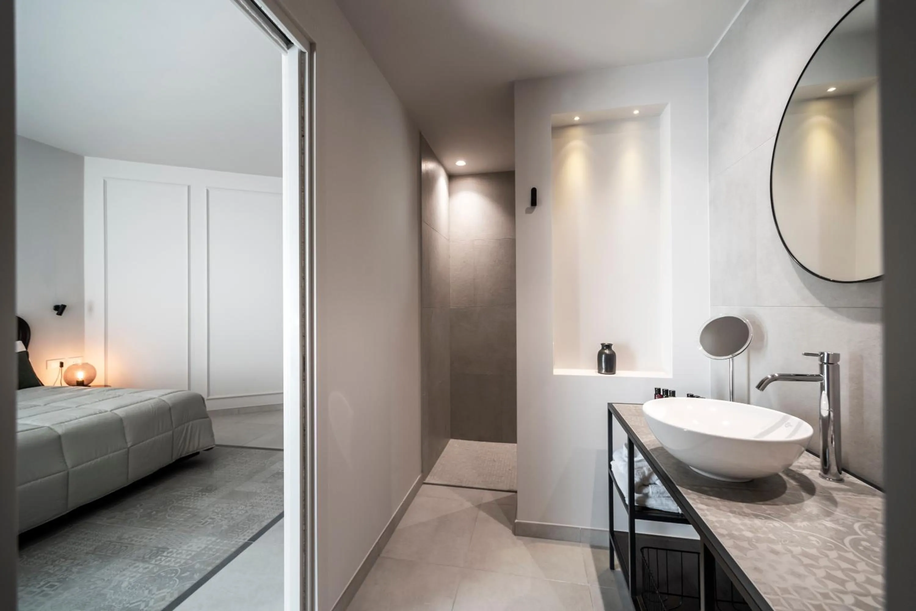 Bathroom, Bed in Luxor e Cairo The Beach Resort