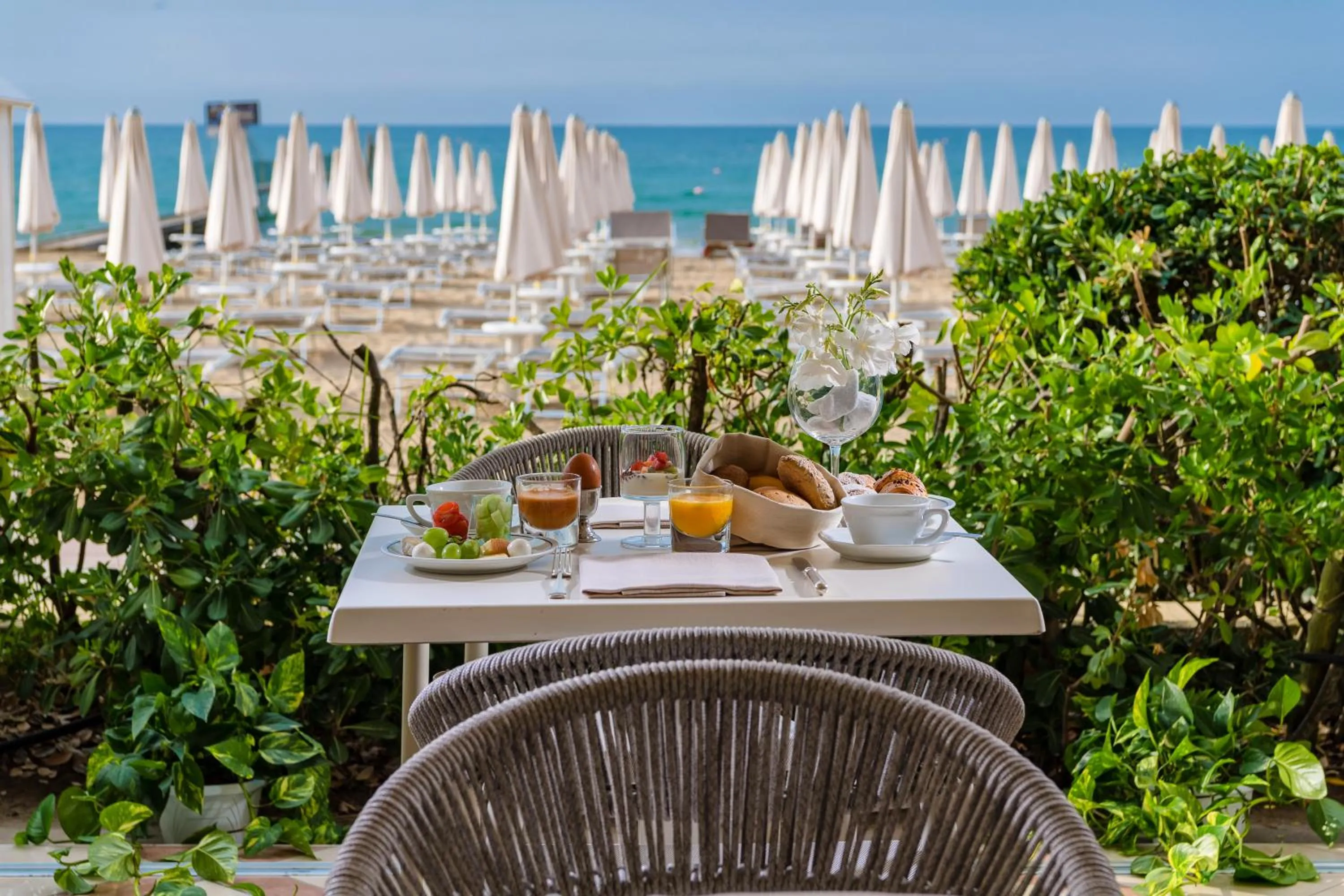 Breakfast in Luxor e Cairo The Beach Resort