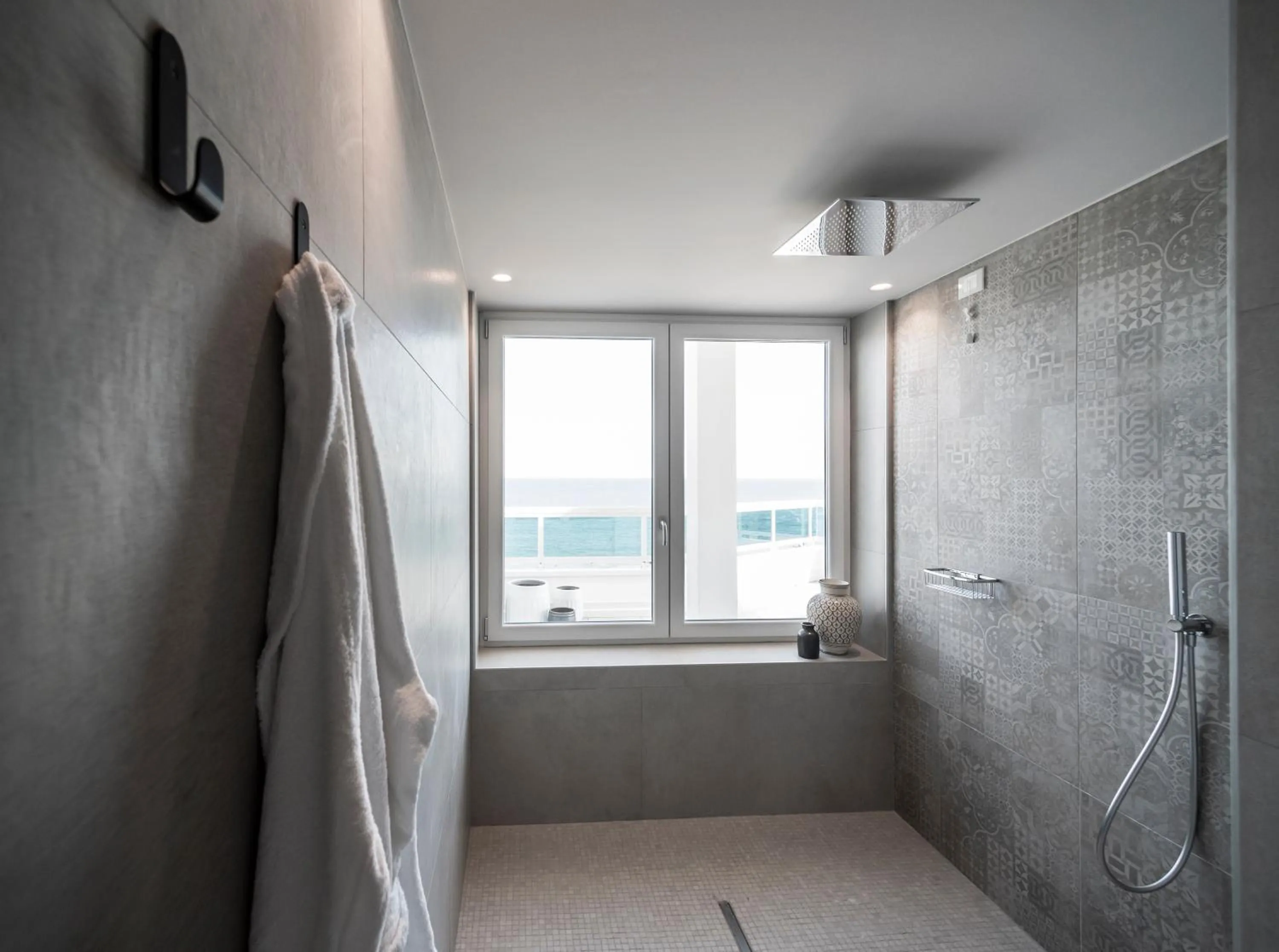 Shower in Luxor e Cairo The Beach Resort