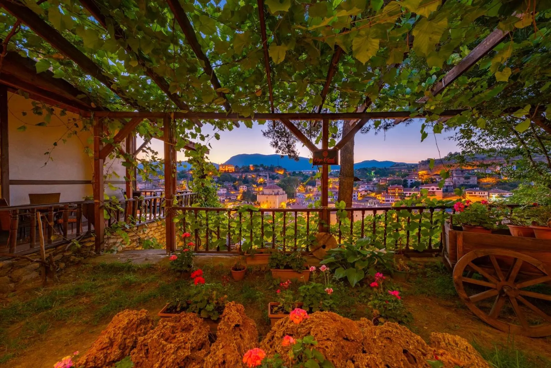 Garden in Safranbolu Seyi̇r Konak Otel