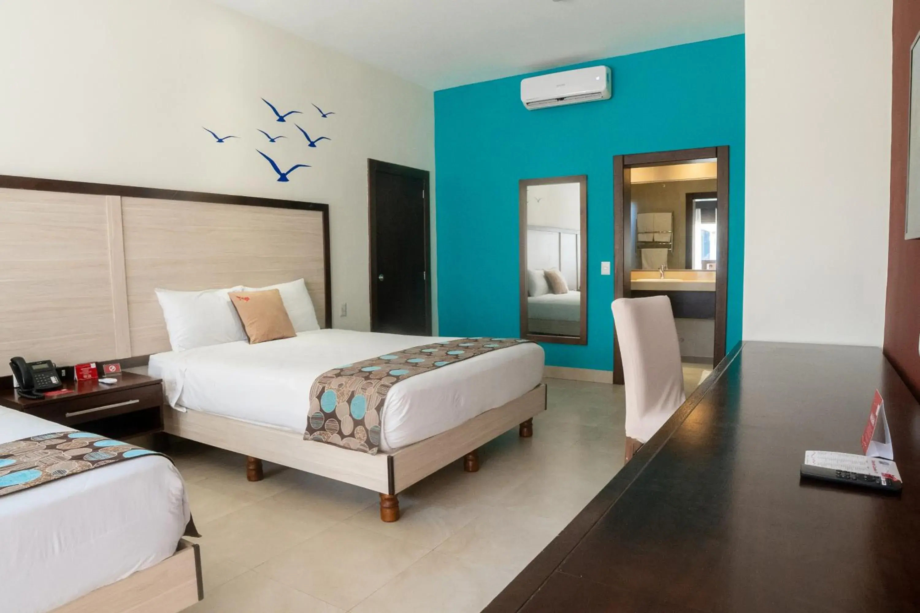 Twin Deluxe Room in Playa Paraíso Twin Deluxe Room in Playa Paraíso