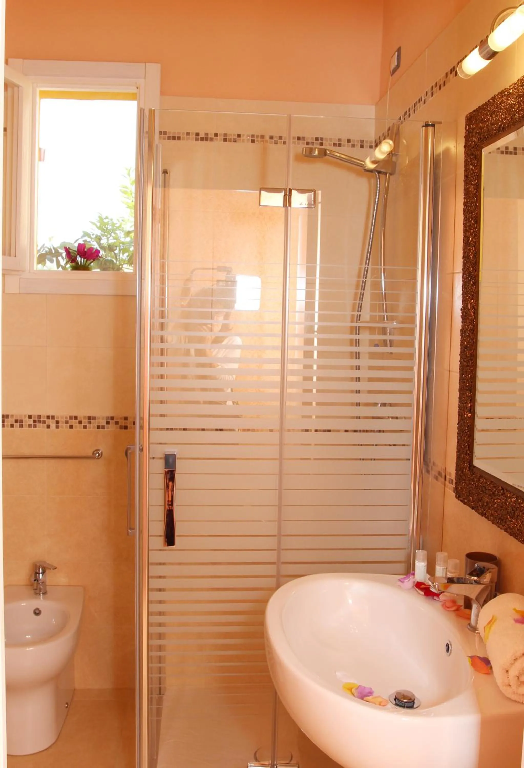 Shower in Tenuta Paifer