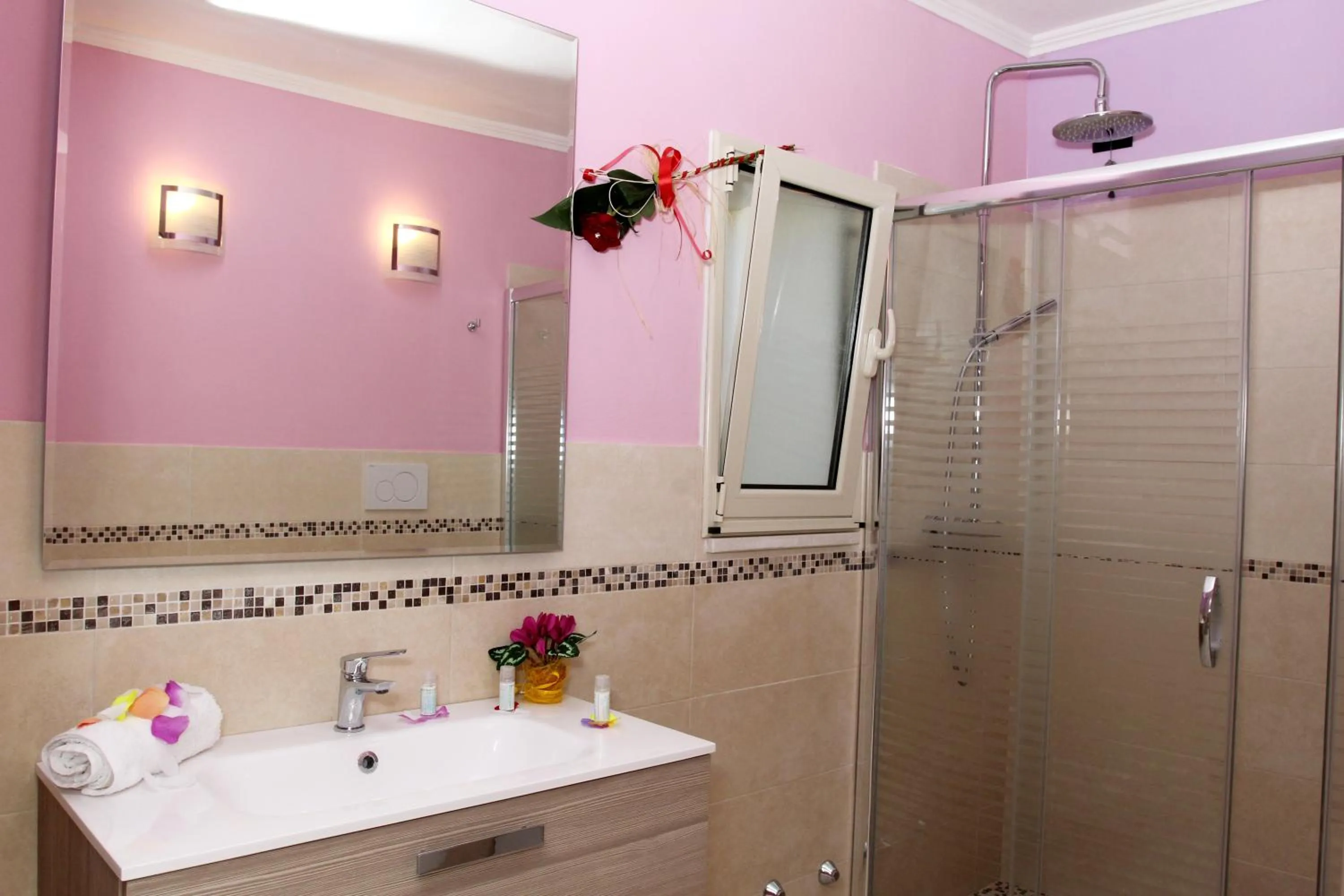 Shower in Tenuta Paifer