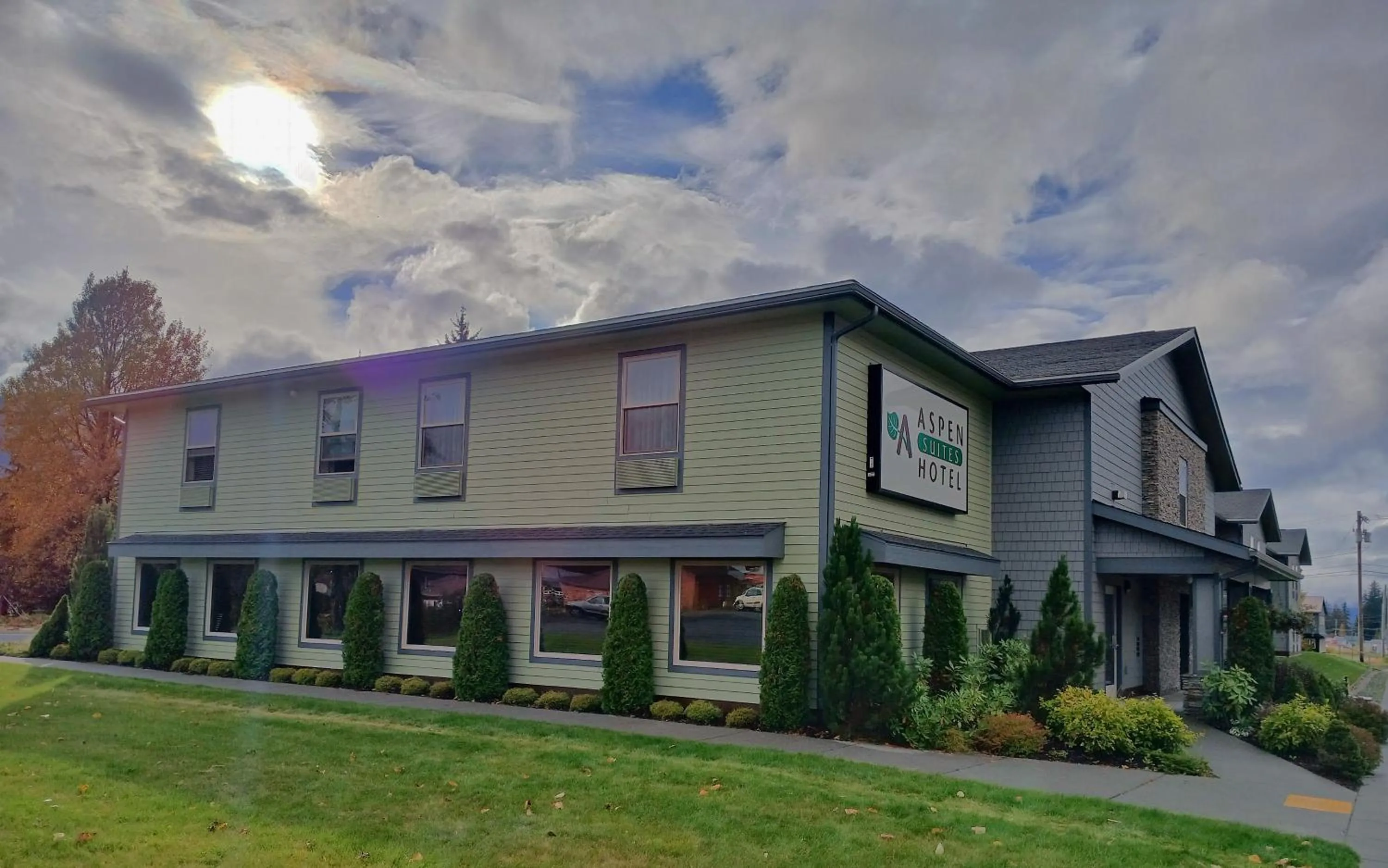 Property building in Aspen Suites Hotel Haines