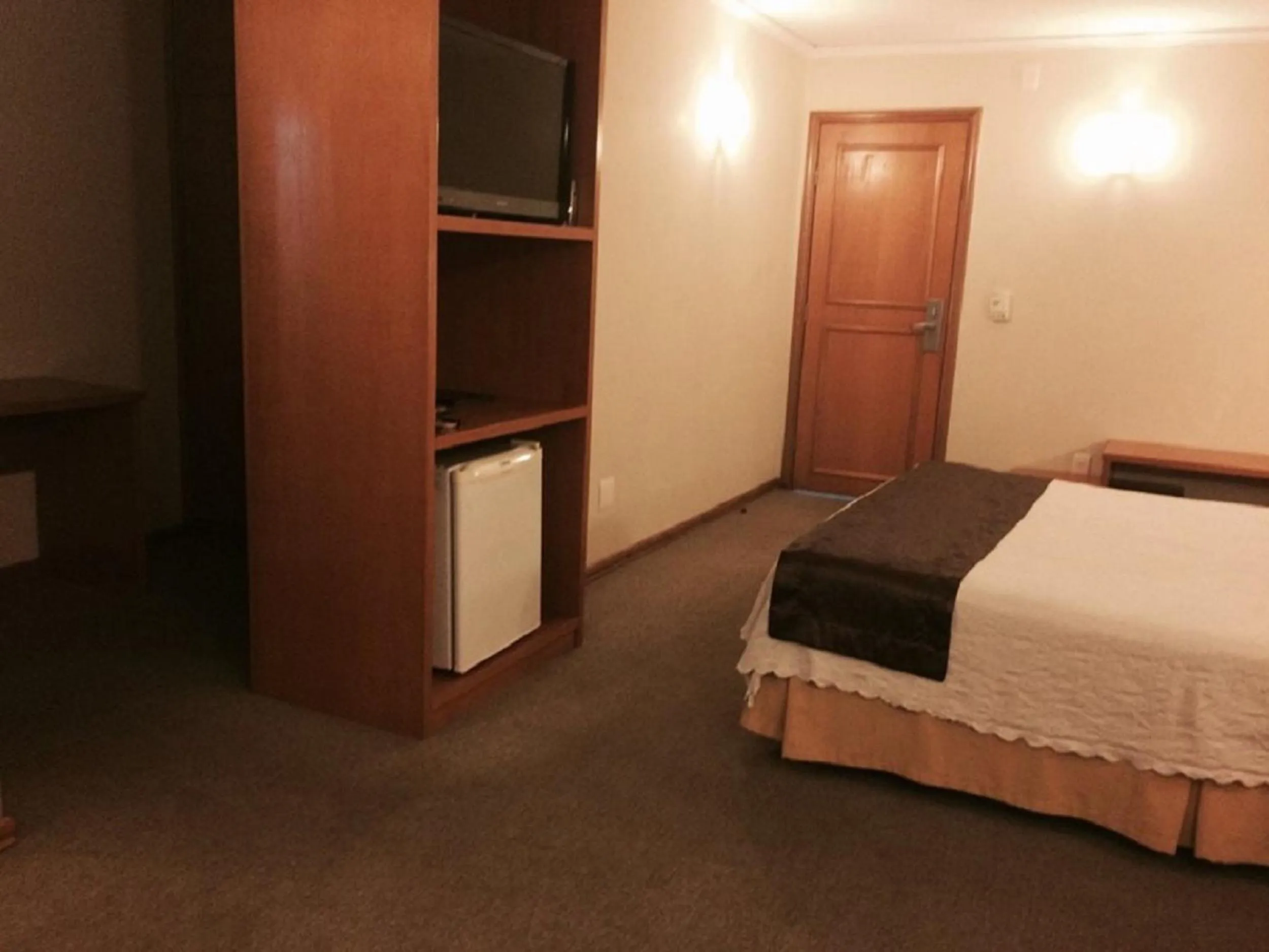 Decorative detail, Bed in Barbur Plaza Hotel