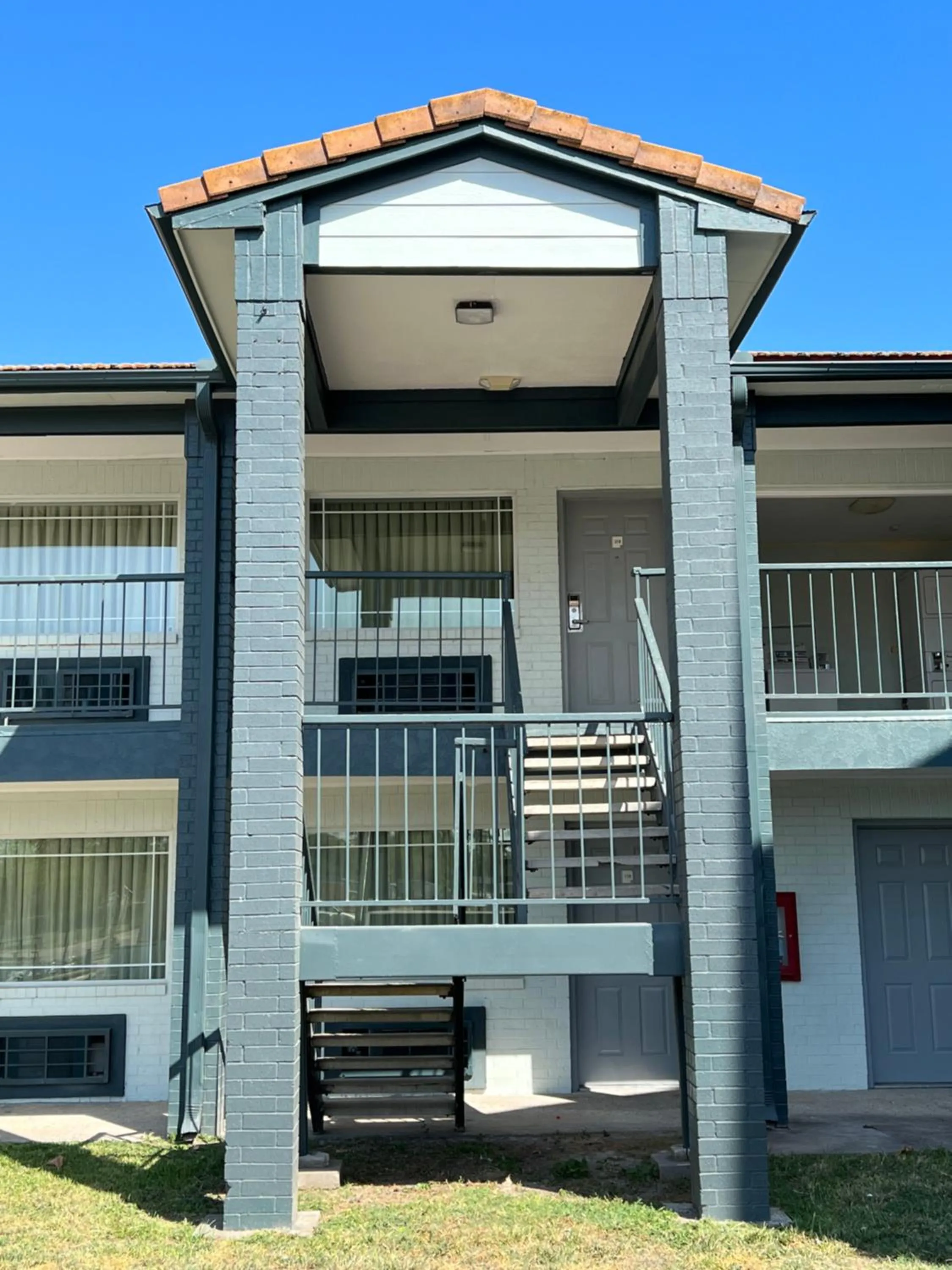 Property Building in Relax Inn Channelview