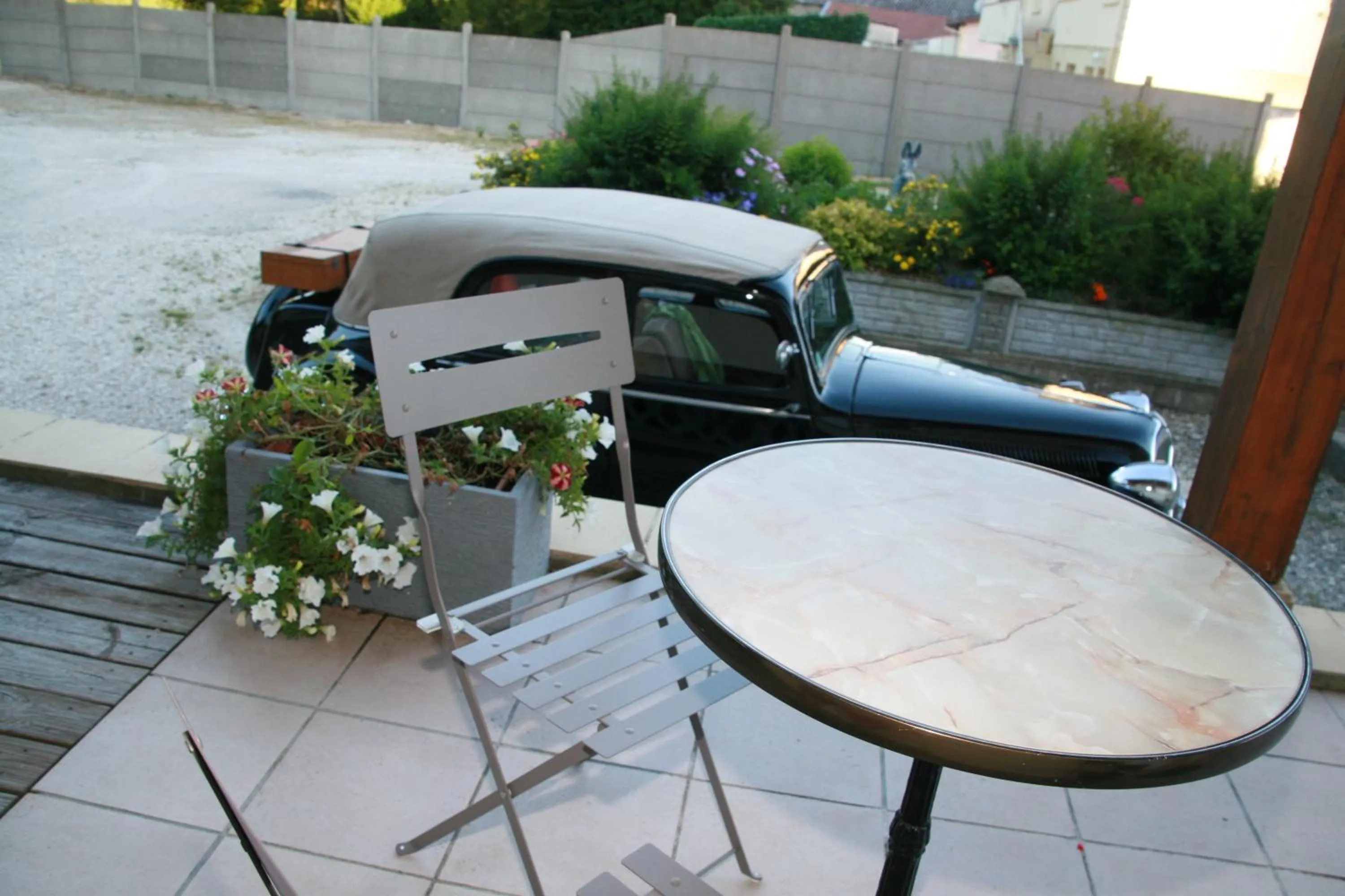 Property building in Chambres d'hôtes & Gîtes La Paysanne