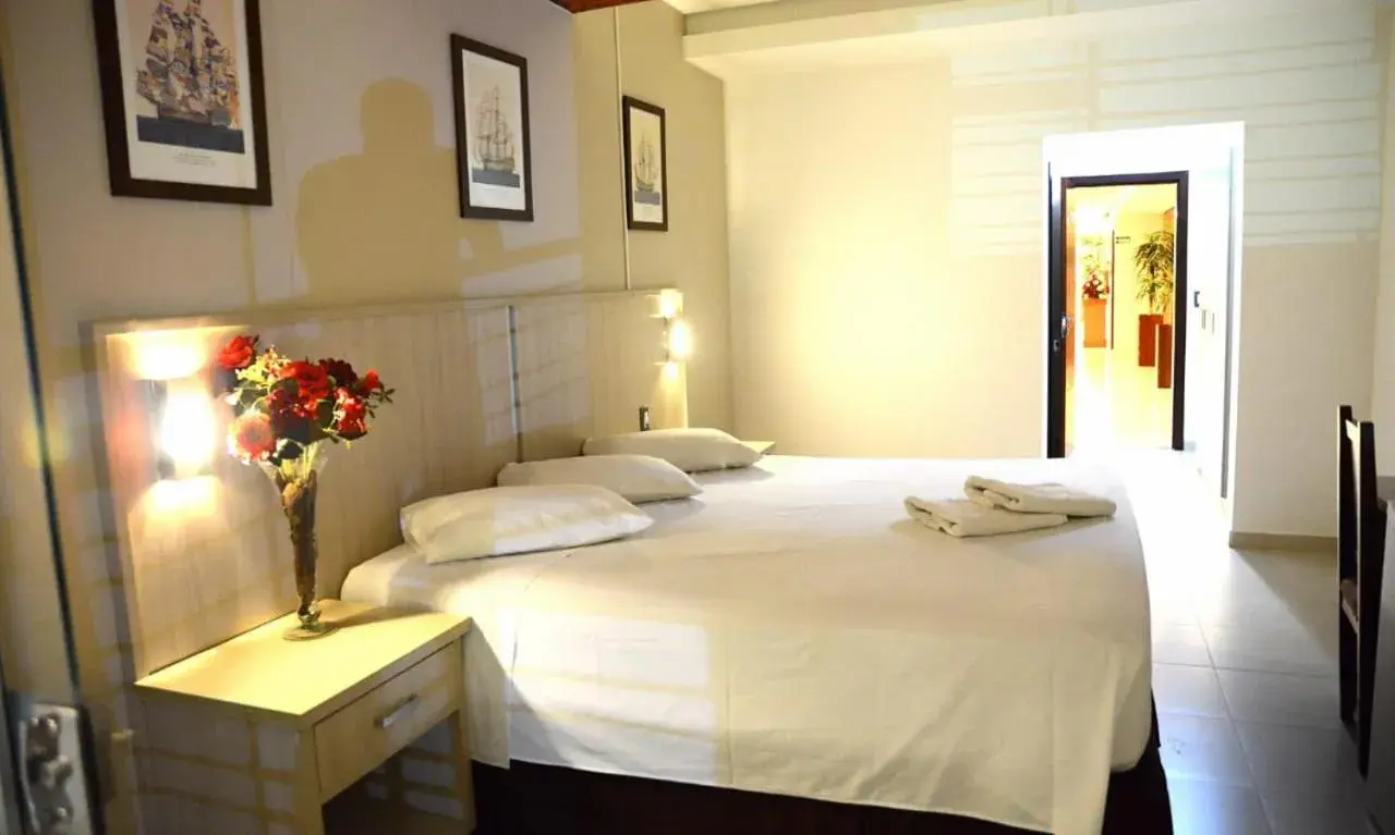 King Suite - single occupancy in Hotel Colombo King Suite - single occupancy in Hotel Colombo