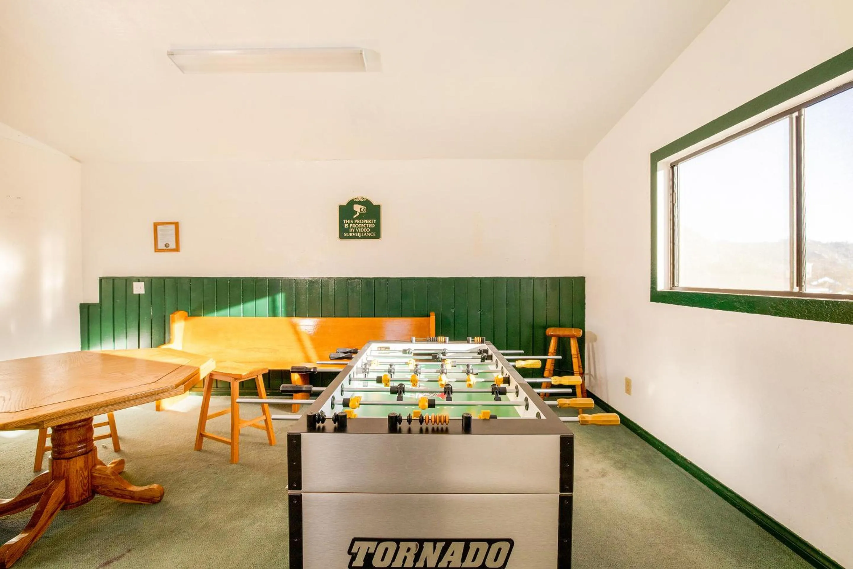 Squash in The Kern Lodge