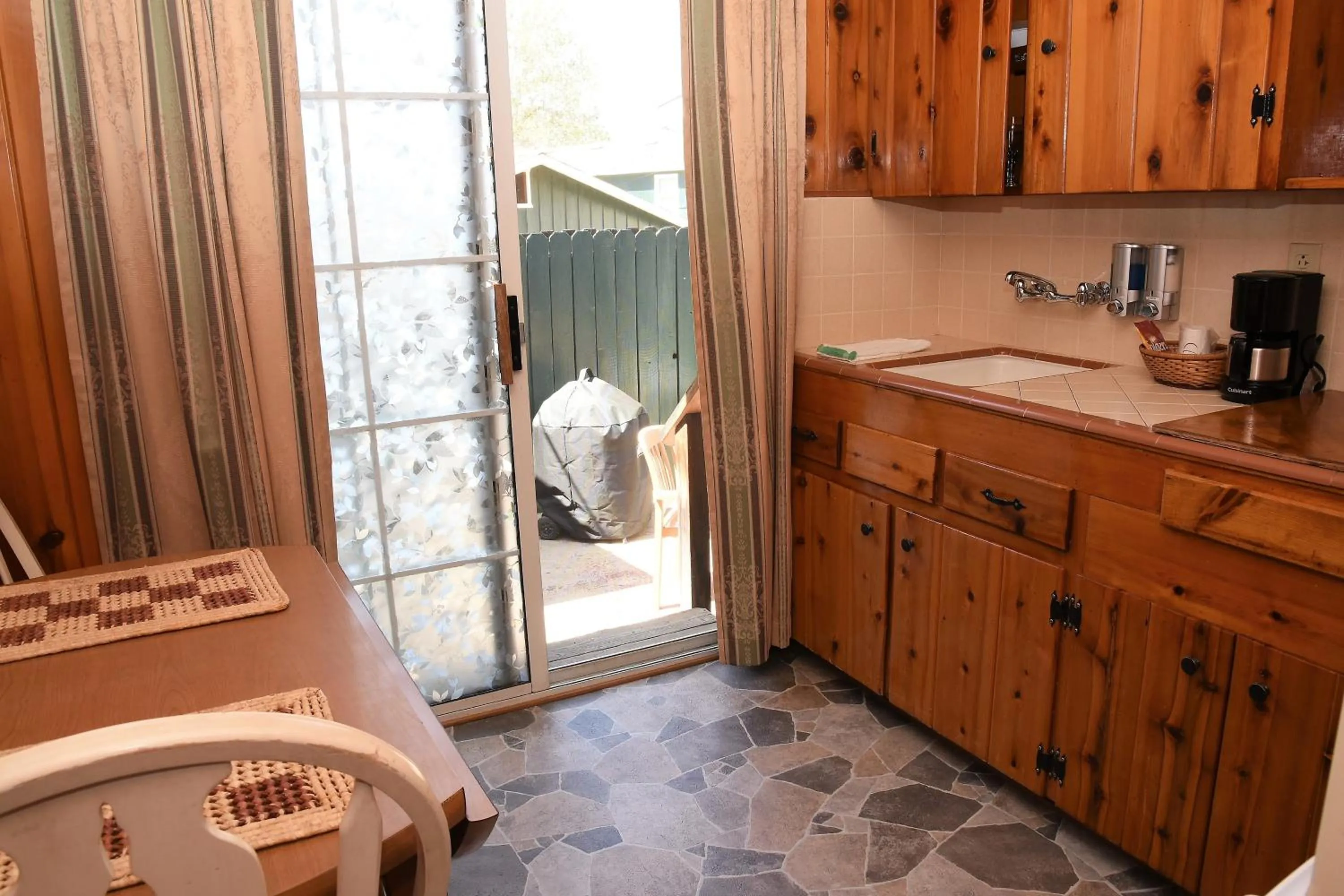 Bed in The Kern Lodge