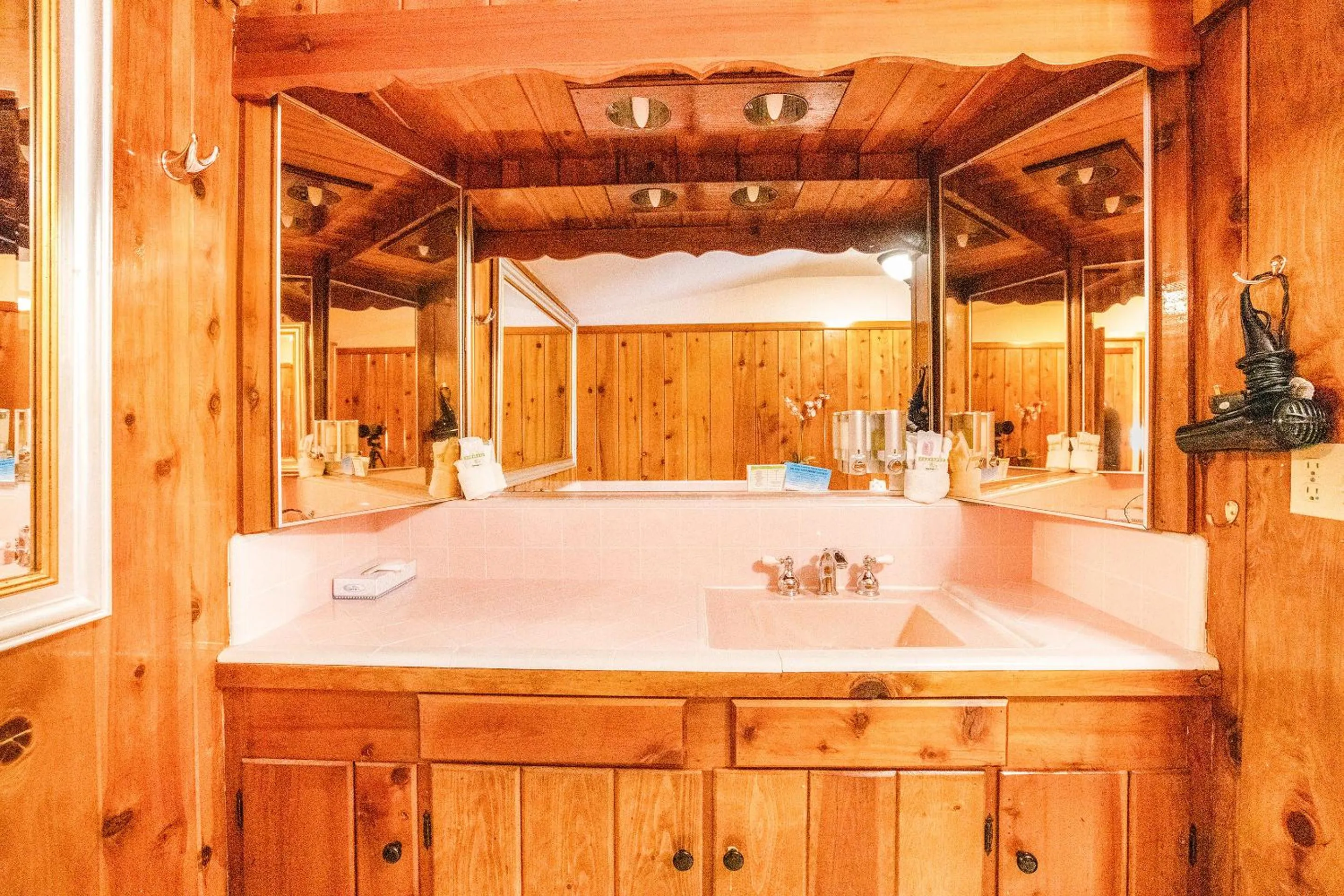 Area and facilities in The Kern Lodge