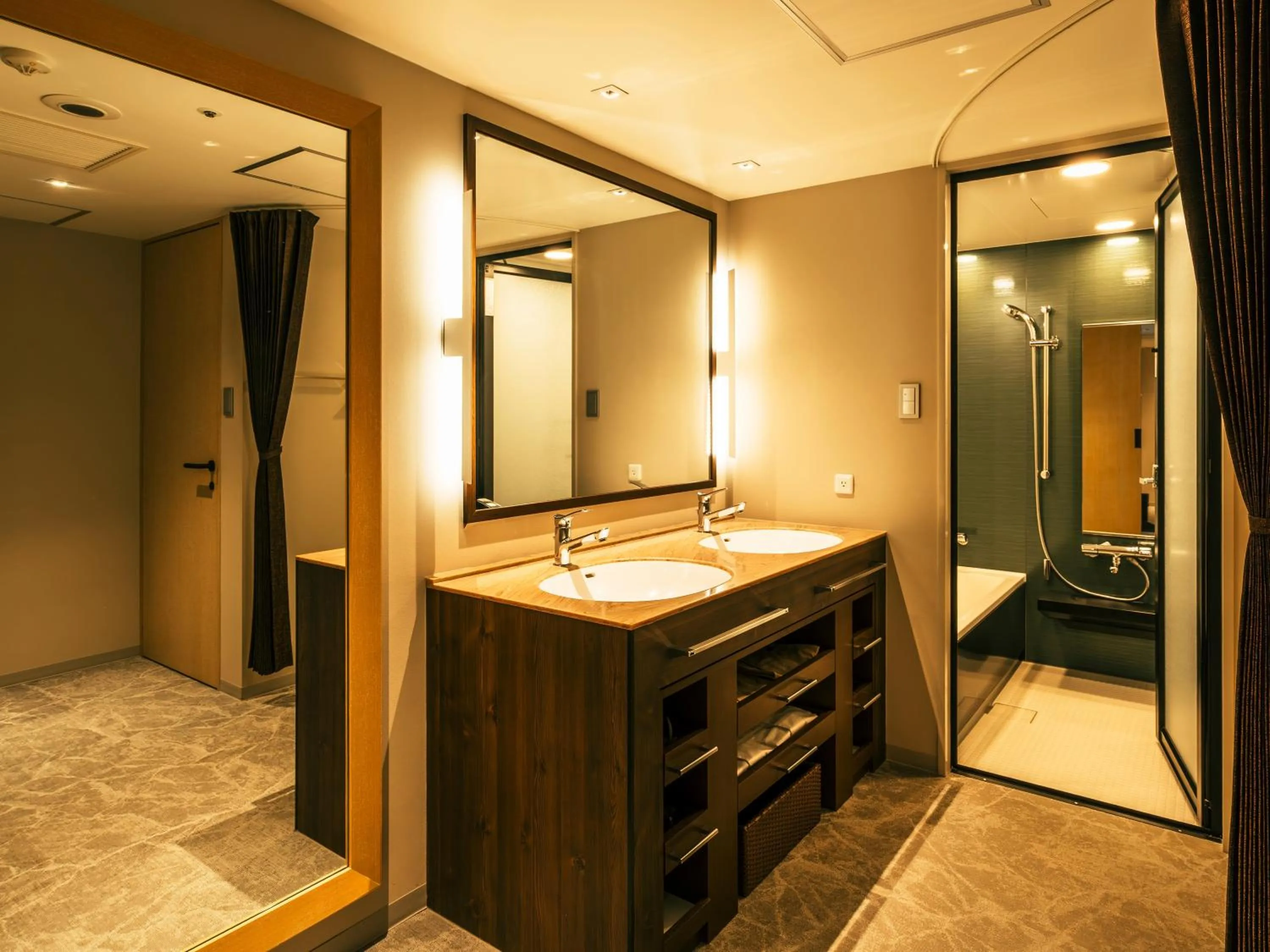 Bathroom in Richmond Hotel Premier Tokyo Schole