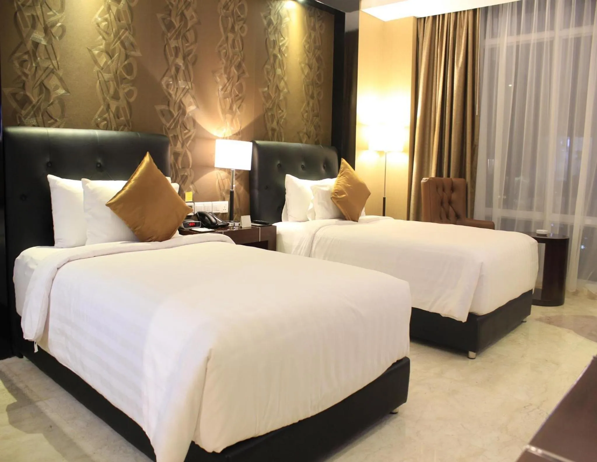 Bedroom, Bed in Grand Mercure Solo Baru