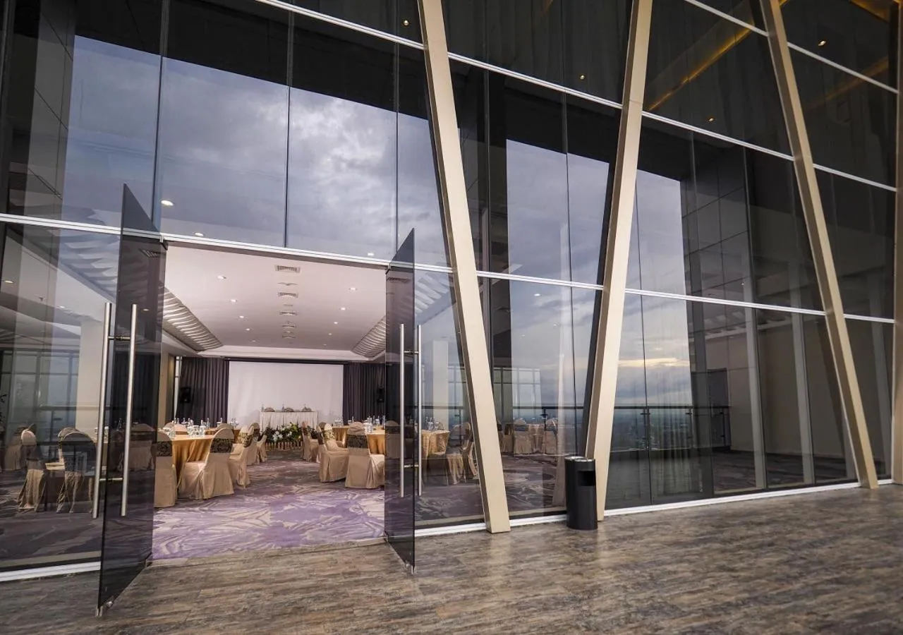 Meeting/conference room in Grand Mercure Solo Baru