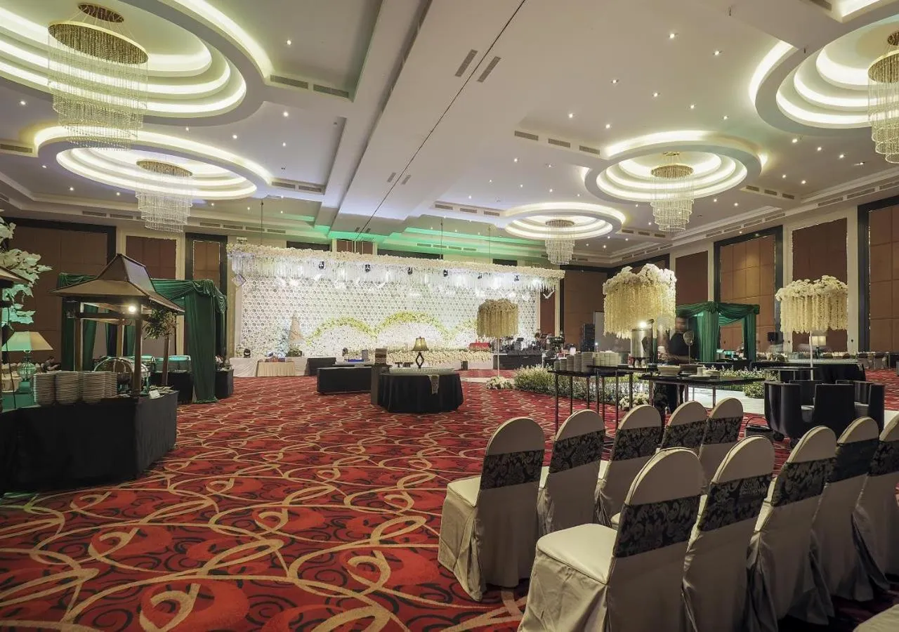 Meeting/conference room in Grand Mercure Solo Baru
