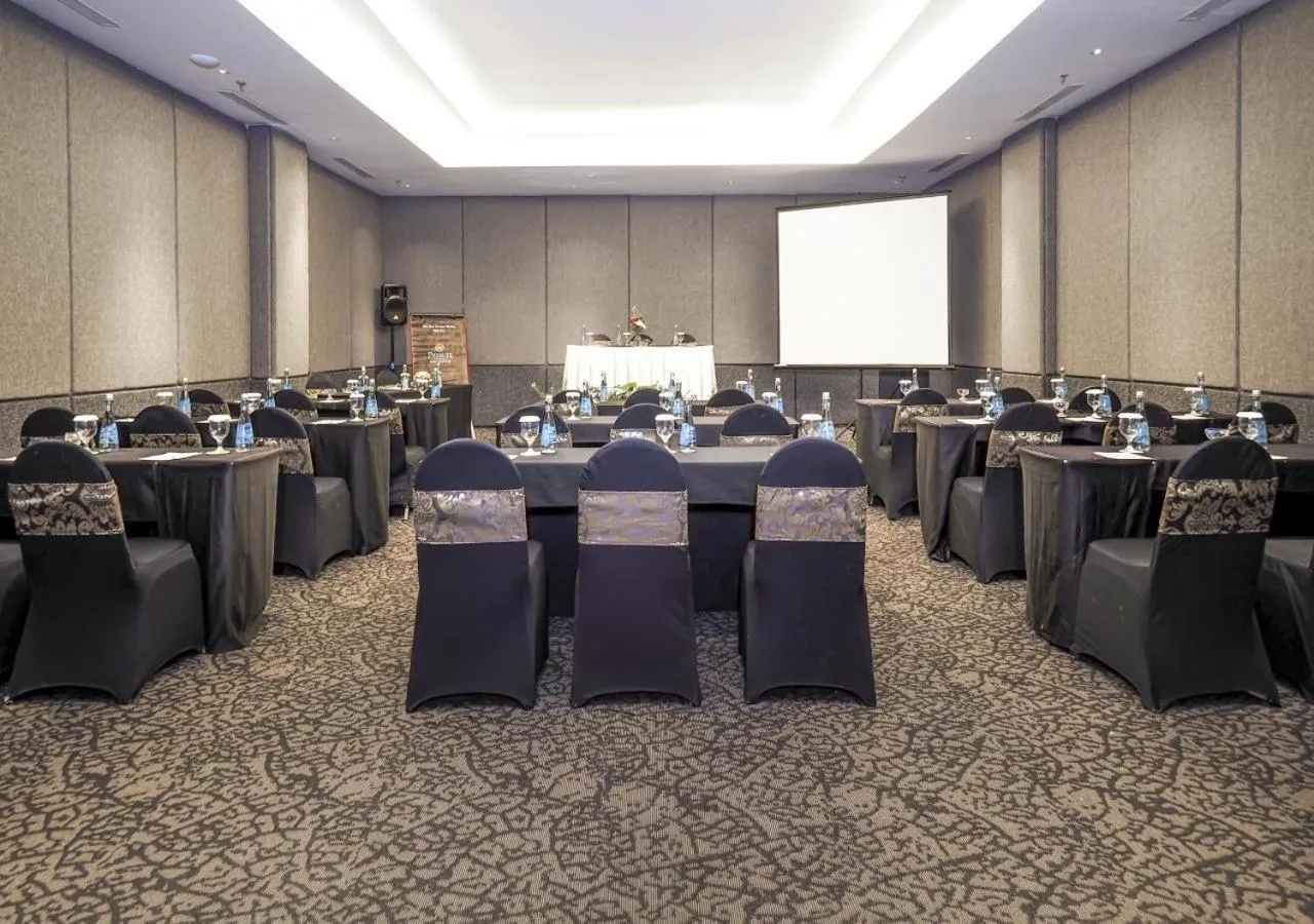 Meeting/conference room in Grand Mercure Solo Baru