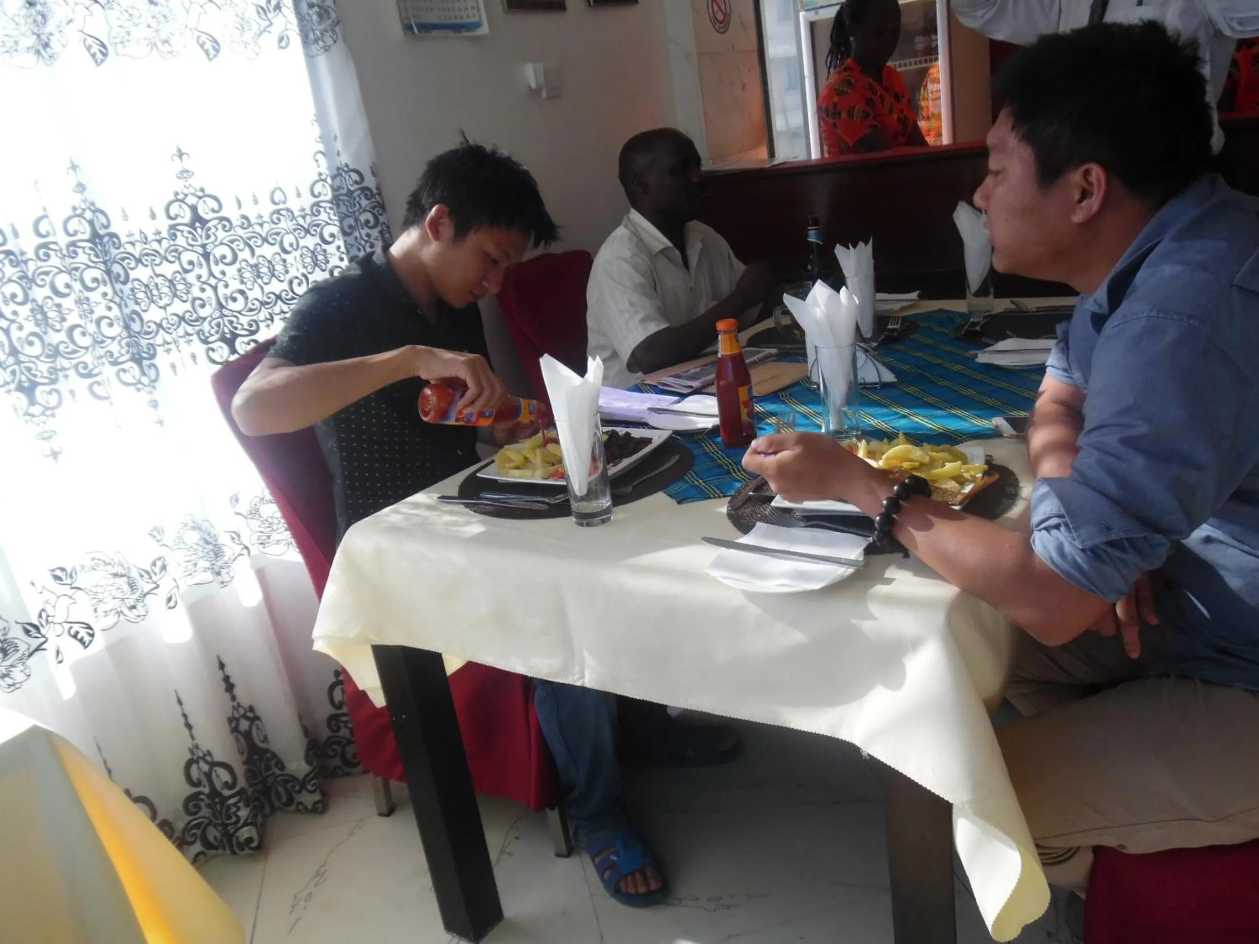 Restaurant/places to eat in Florida Executive Inn