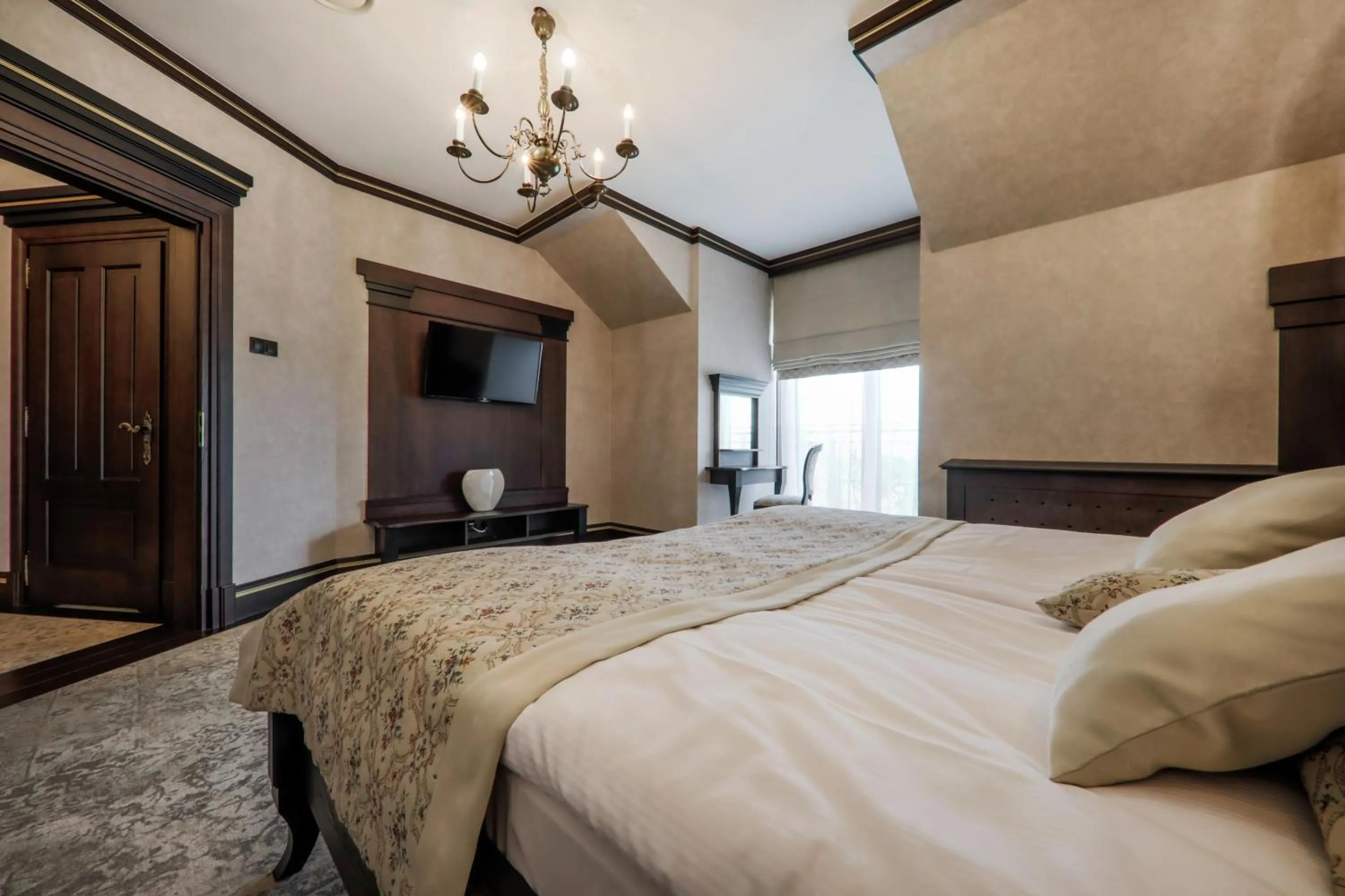 Bed in Pałac w Konarach Resort SPA & Conference