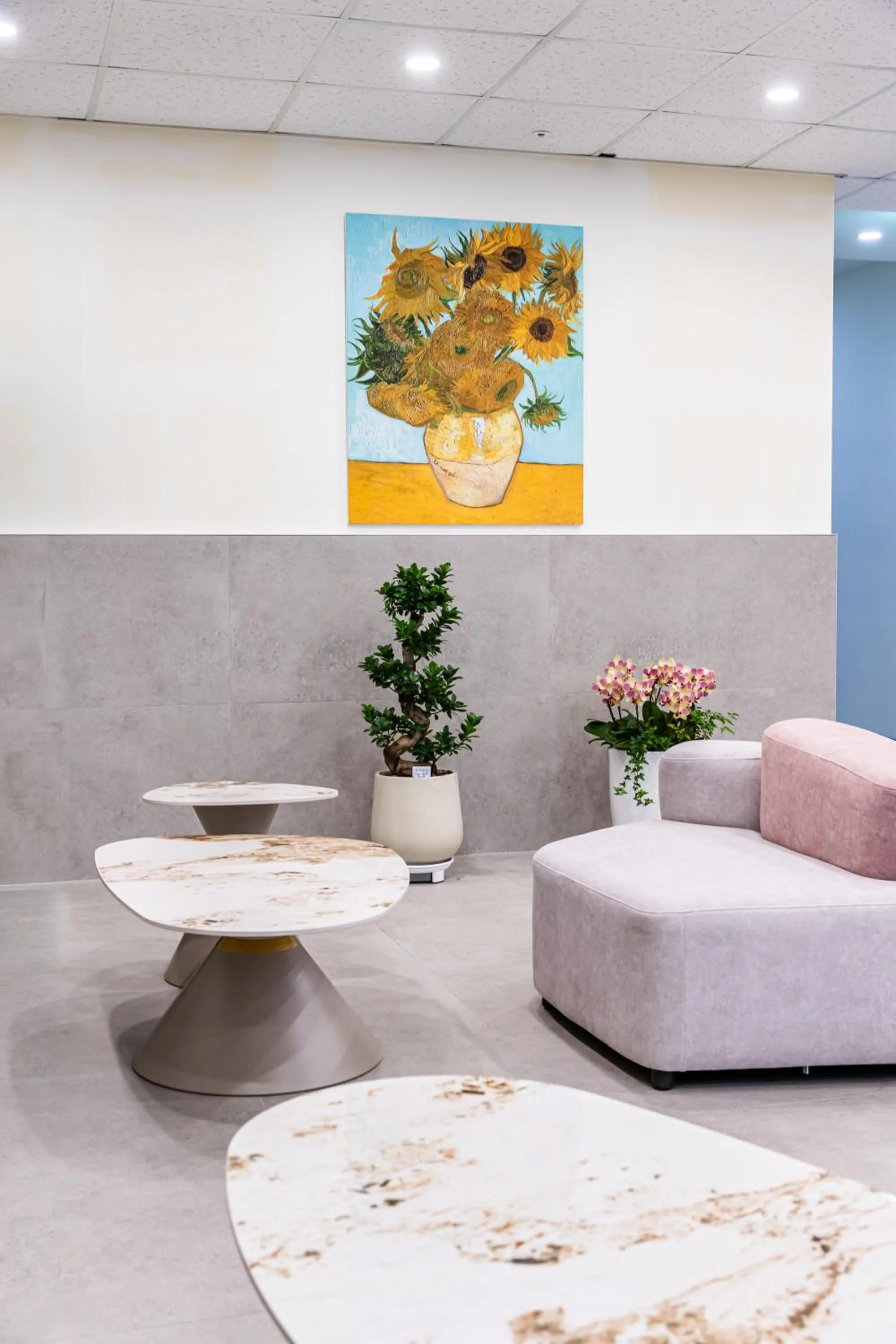 Communal lounge/ TV room in MJ Hotel Jongno