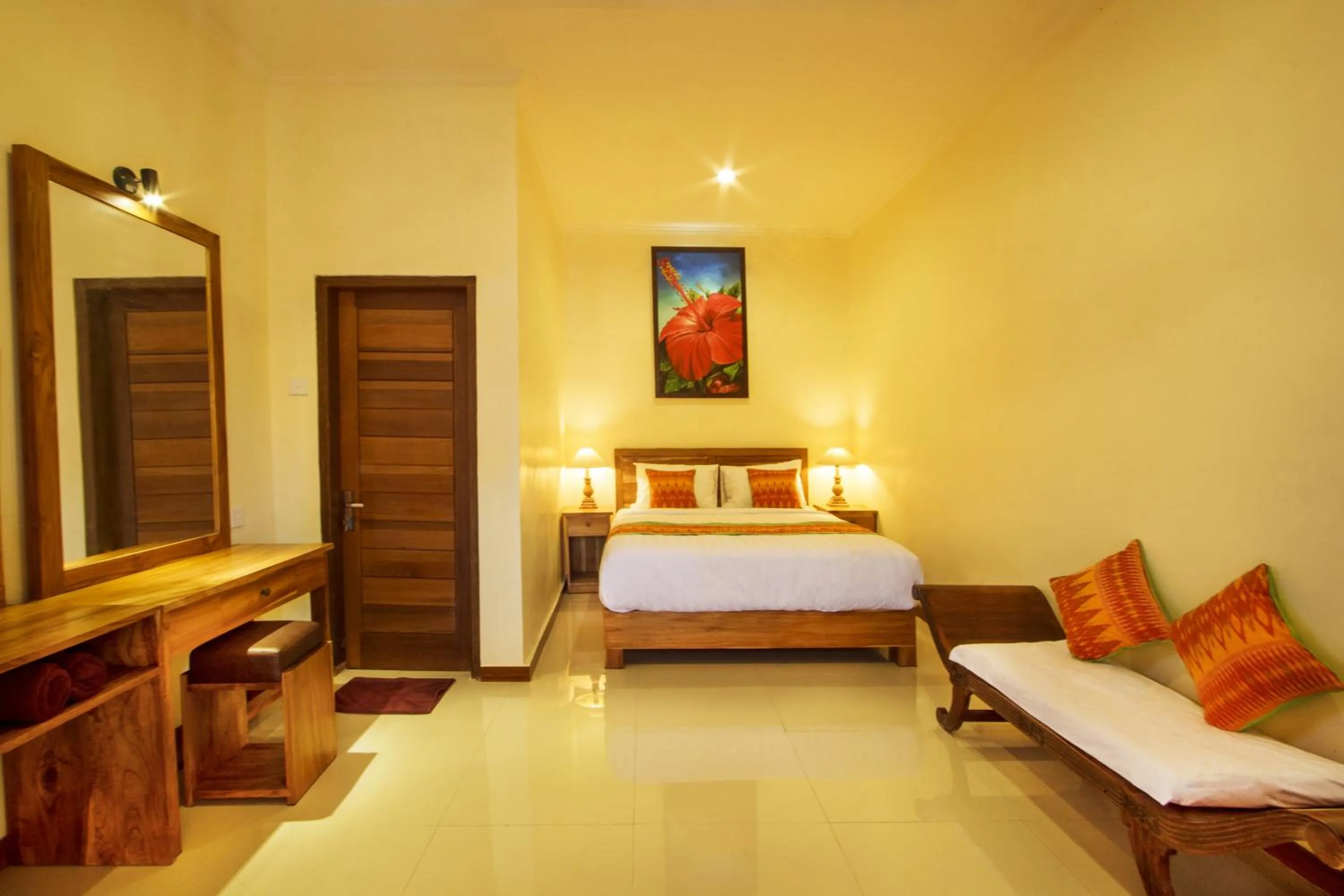 Photo of the whole room, Bed in Tebesaya Homestay Ubud