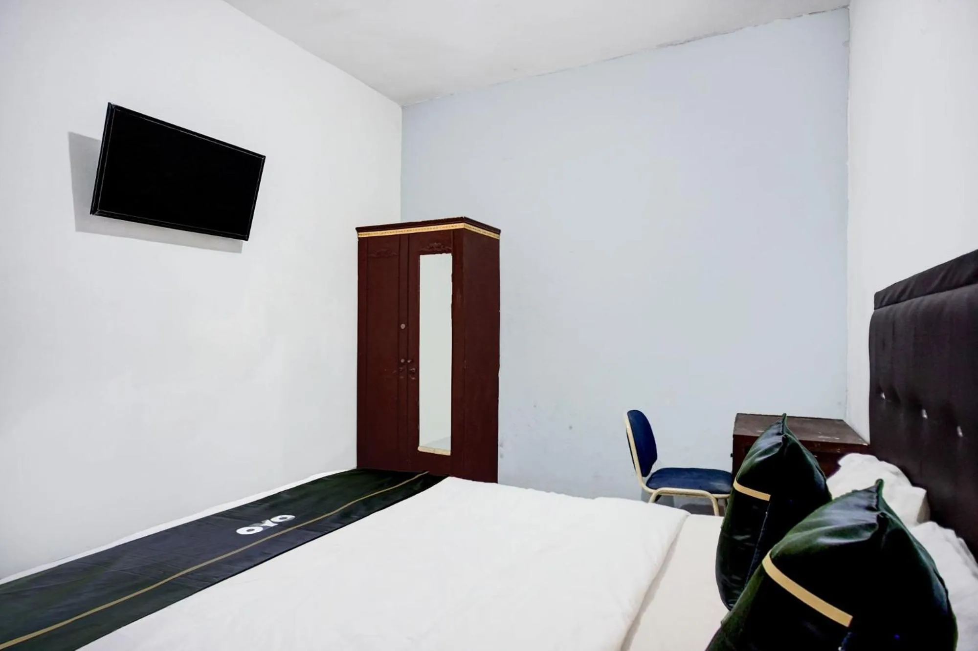 Bedroom, Bed in Hotel O Medan near Universitas Sumatera Utara formerly Surya Residence 2