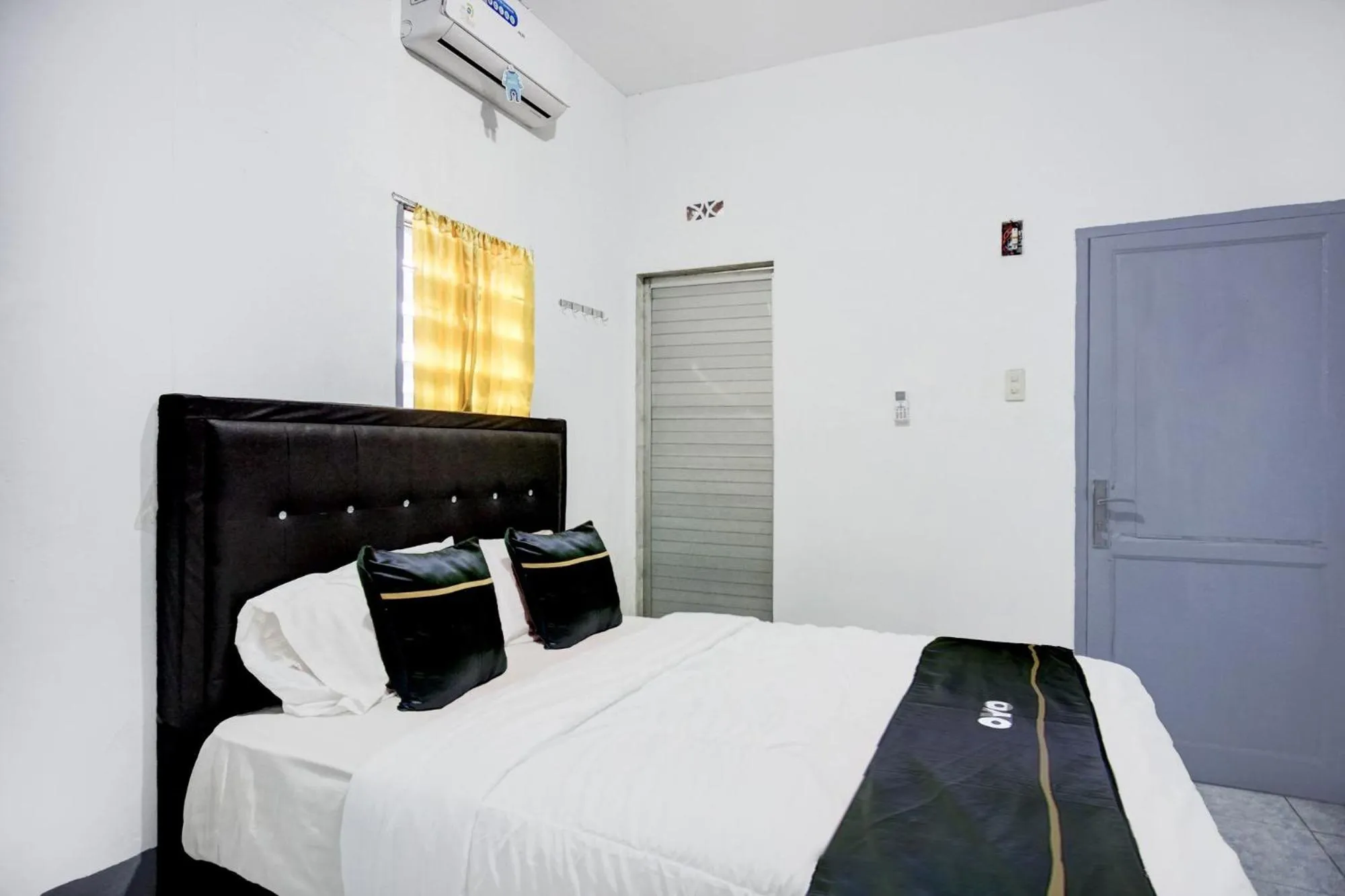 Bedroom, Bed in Hotel O Medan near Universitas Sumatera Utara formerly Surya Residence 2