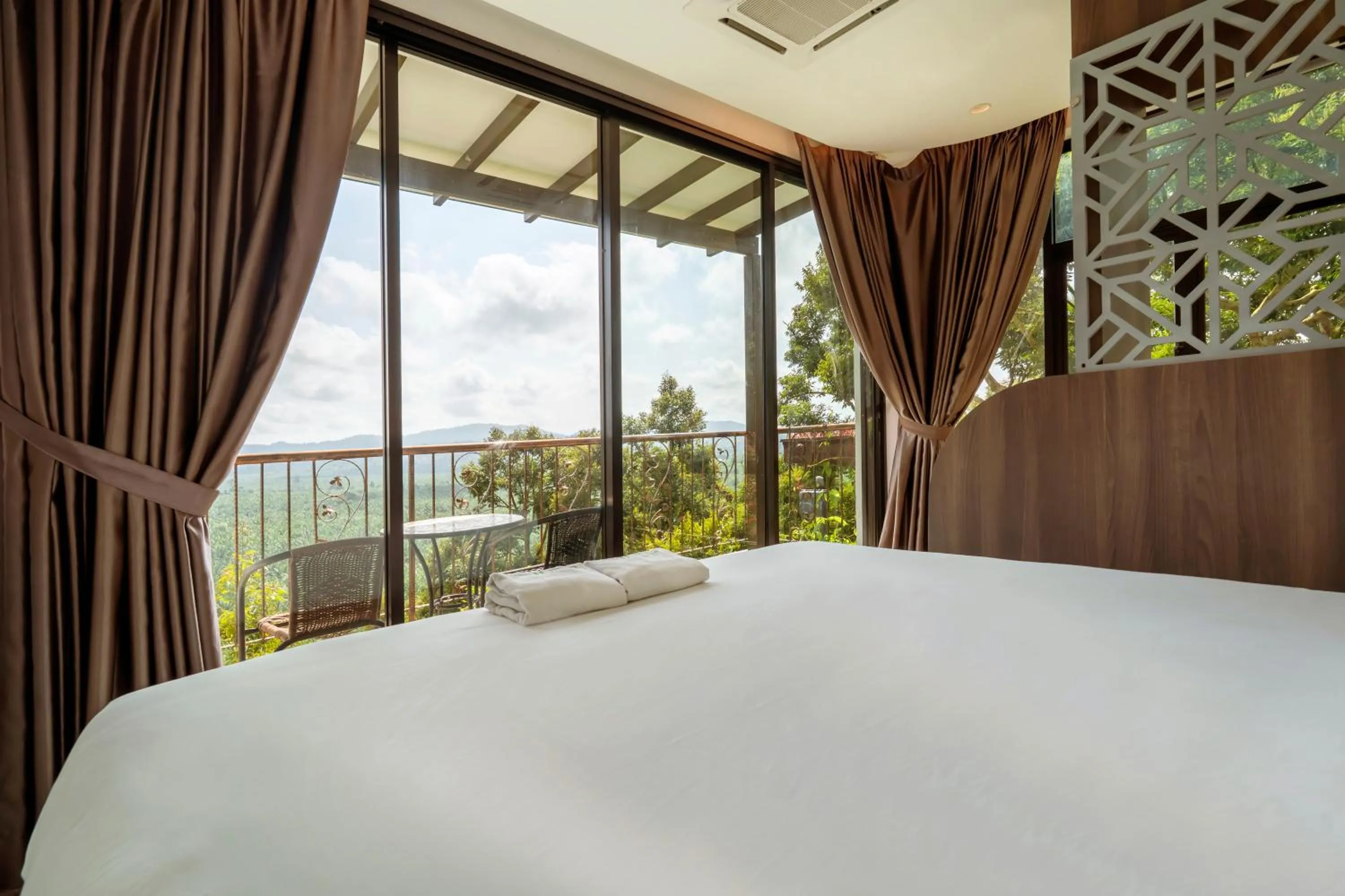 Natural landscape, Bed in Bilut Hills Eco Resort