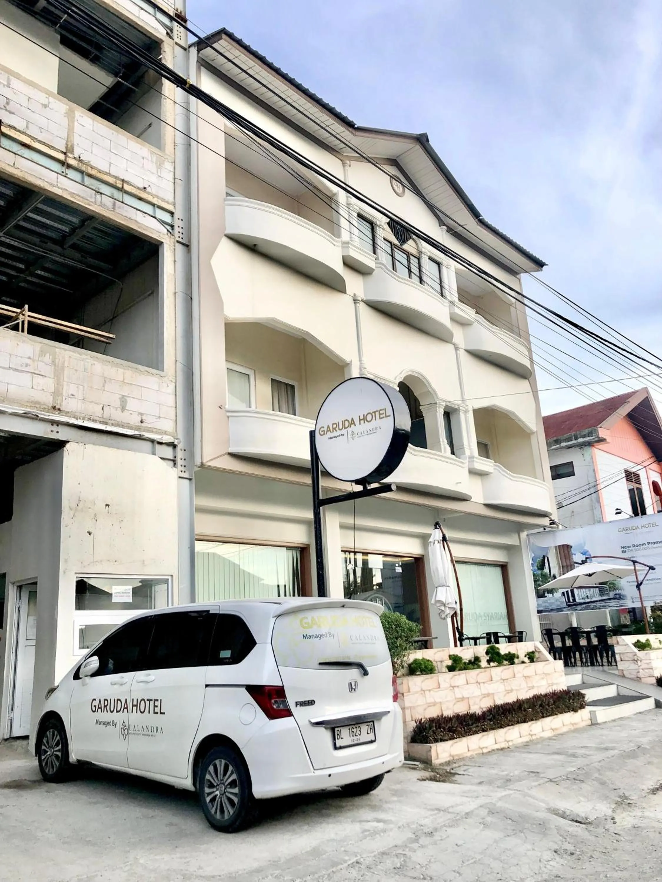 Garuda Hotel By Calandra